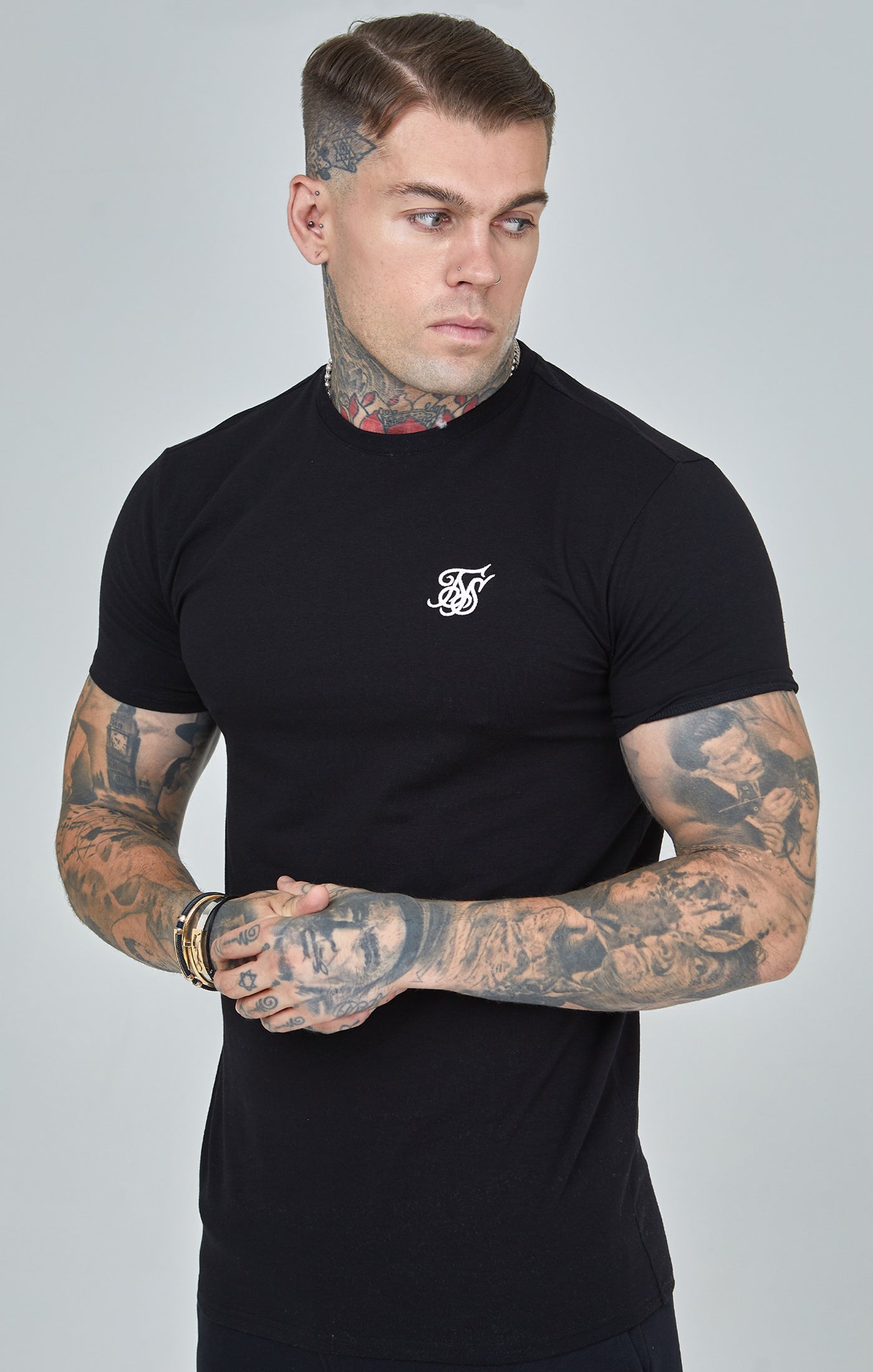 Essentials T-Shirt in Black T-Shirts SikSilk
