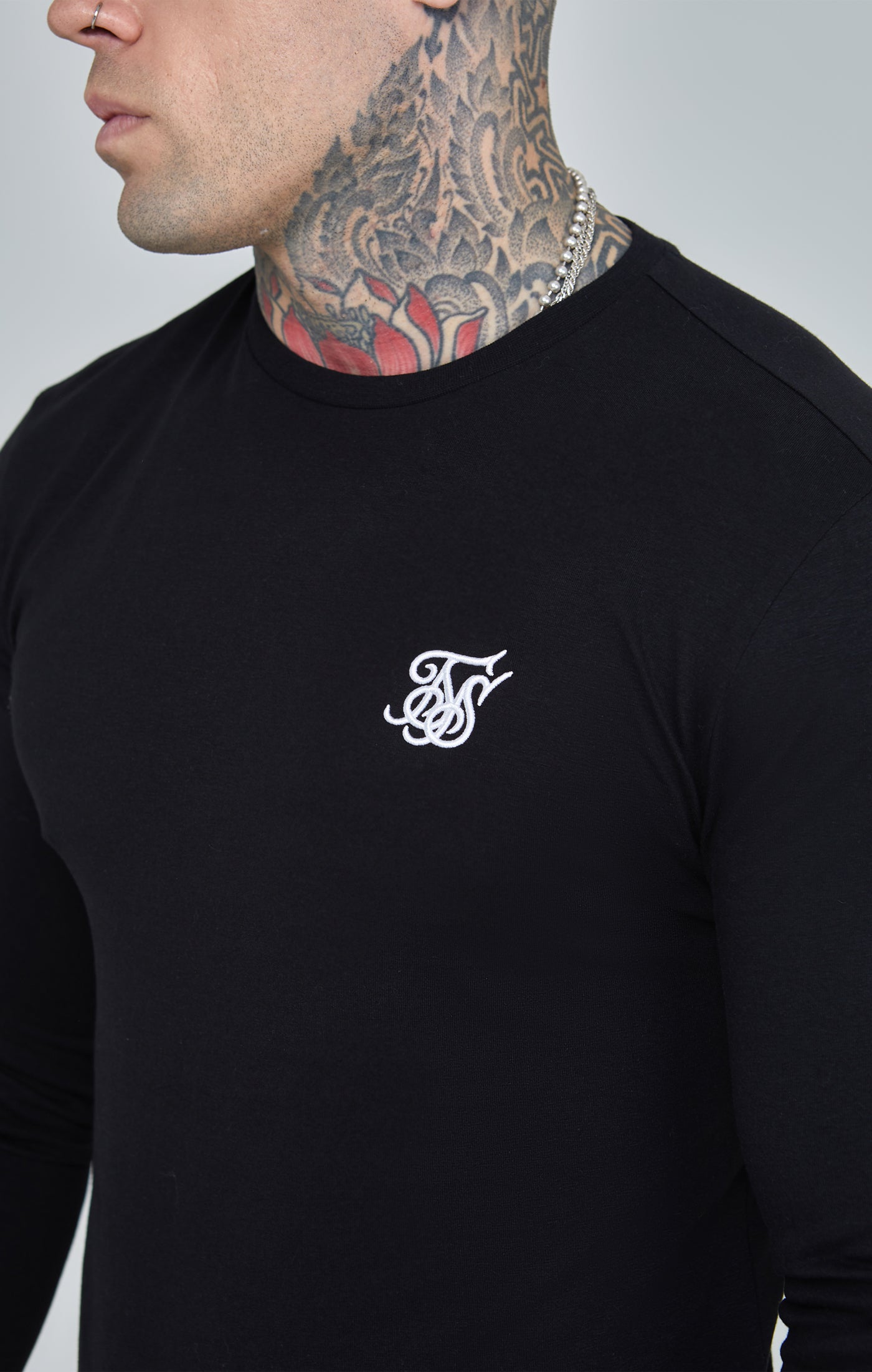 Essentials Long Sleeve T-Shirt in Black T-Shirts SikSilk