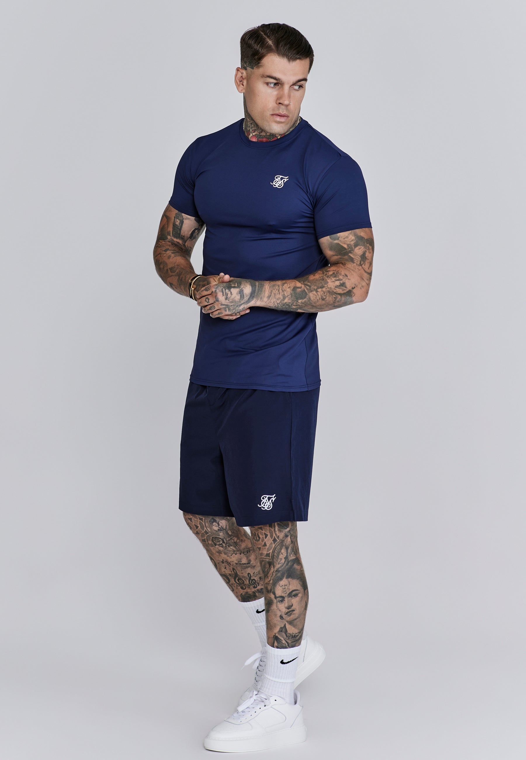 Muscle Fit T-Shirt in Navy T-Shirts SikSilk