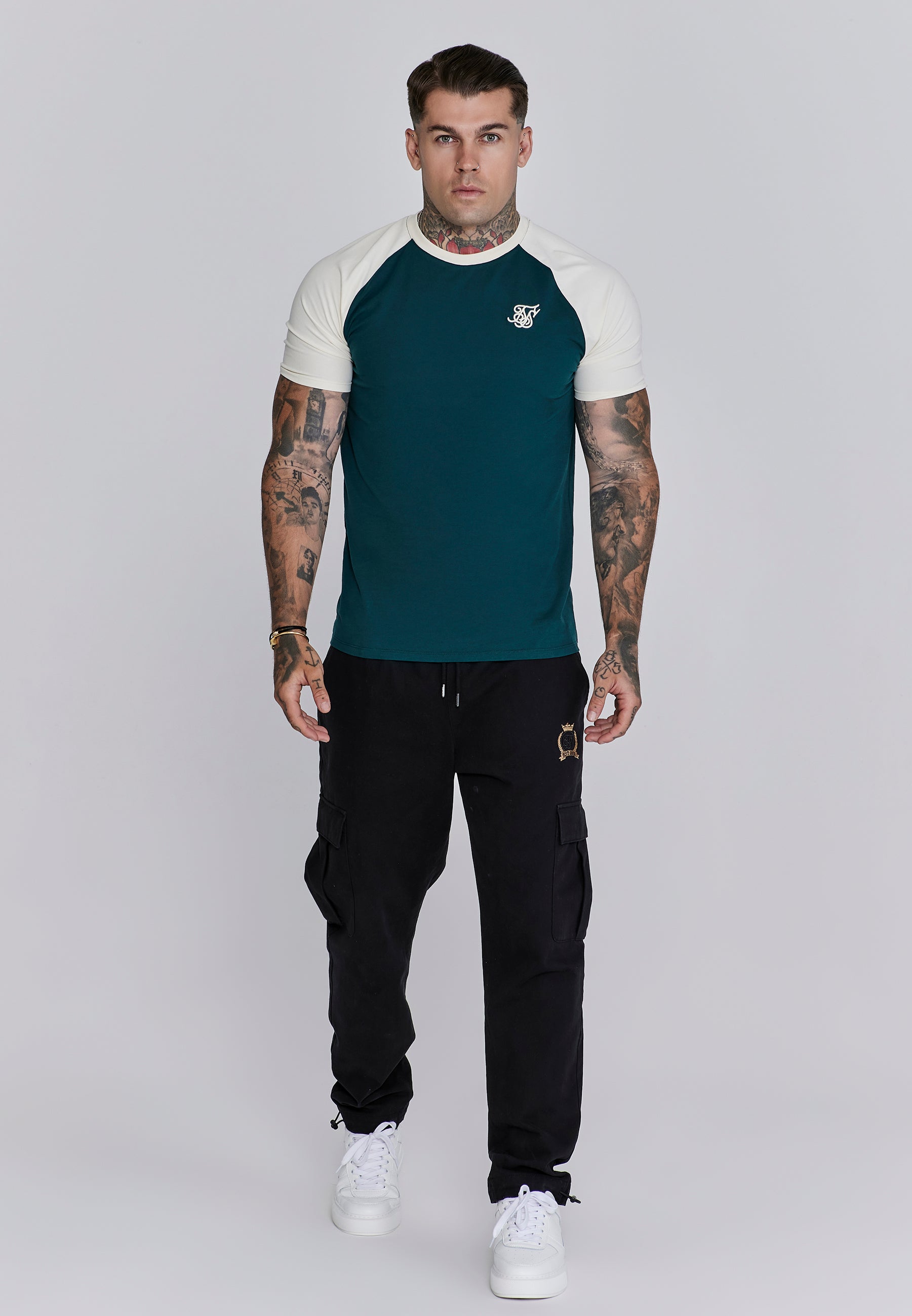Raglan T-Shirt in Green, Ecru T-Shirts SikSilk