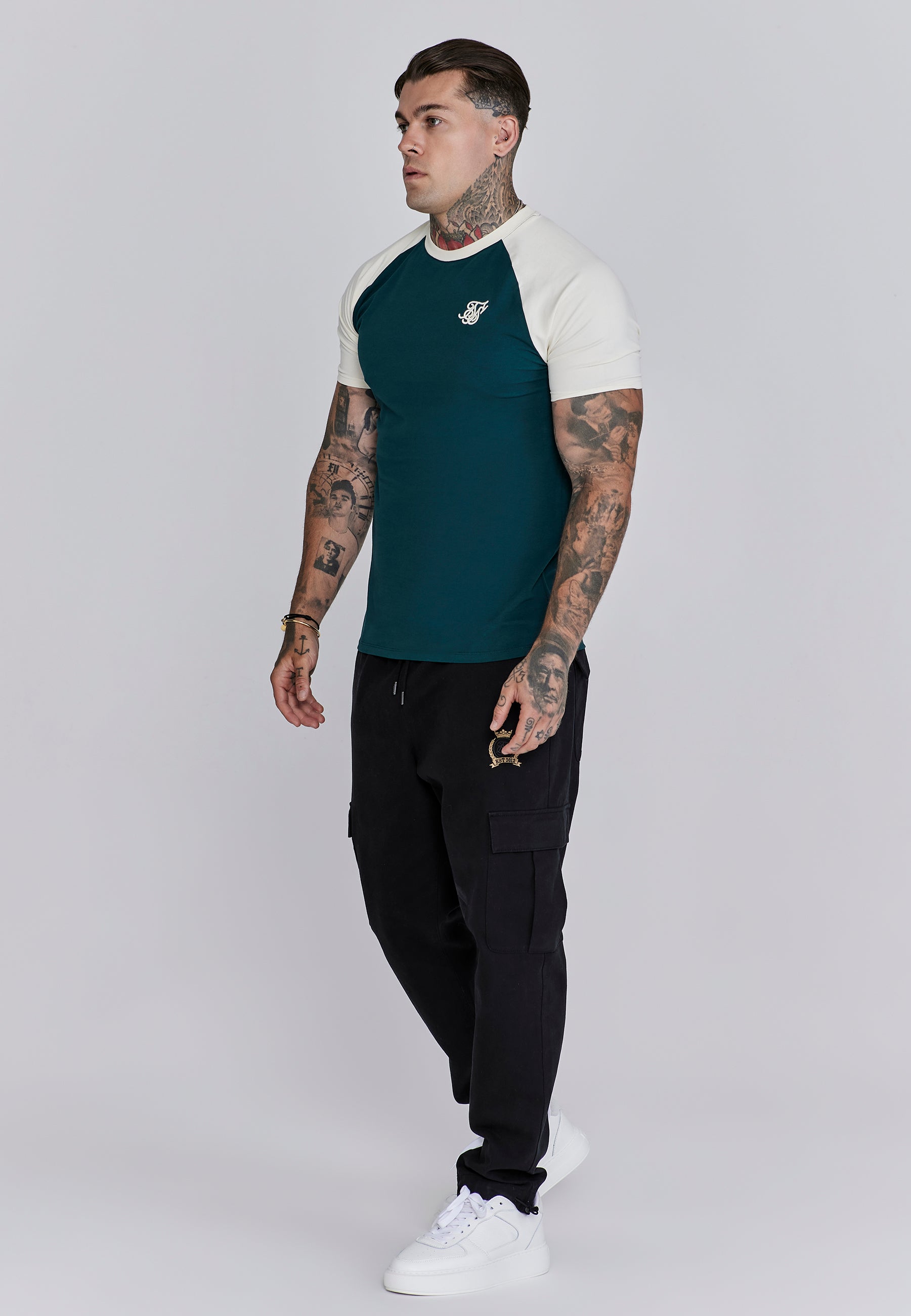 Raglan T-Shirt in Green, Ecru T-Shirts SikSilk