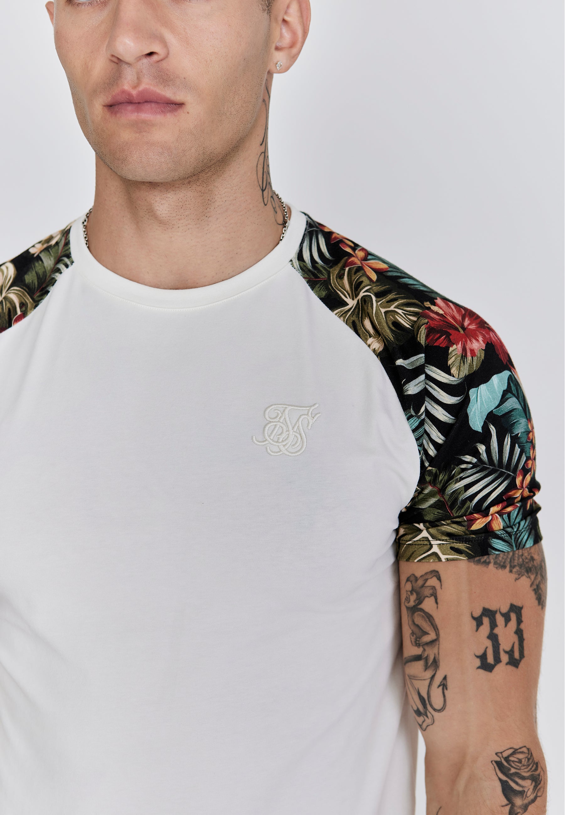 Raglan T-shirt in ecru T-shirts SikSilk