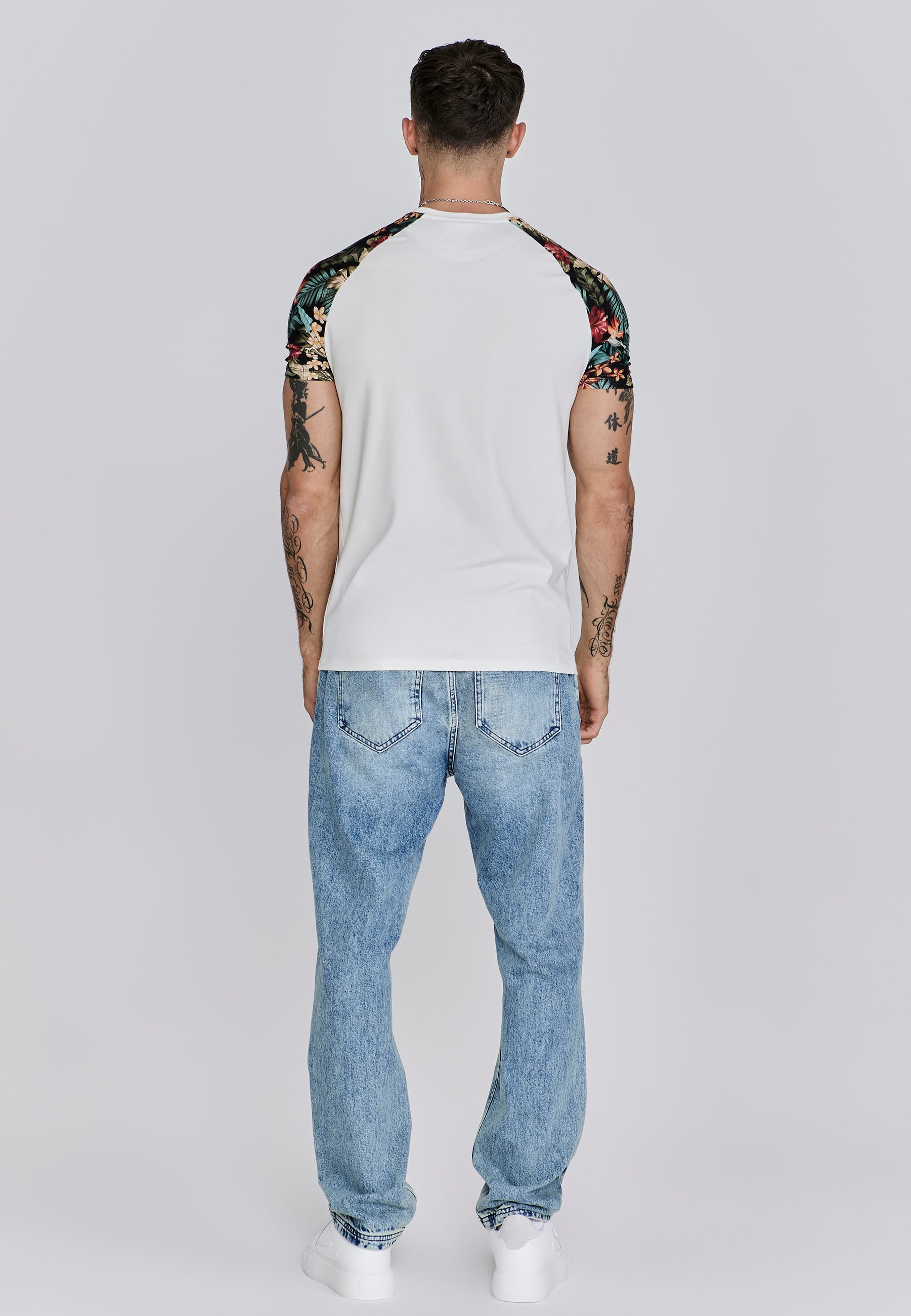 Raglan T-shirt in ecru T-shirts SikSilk