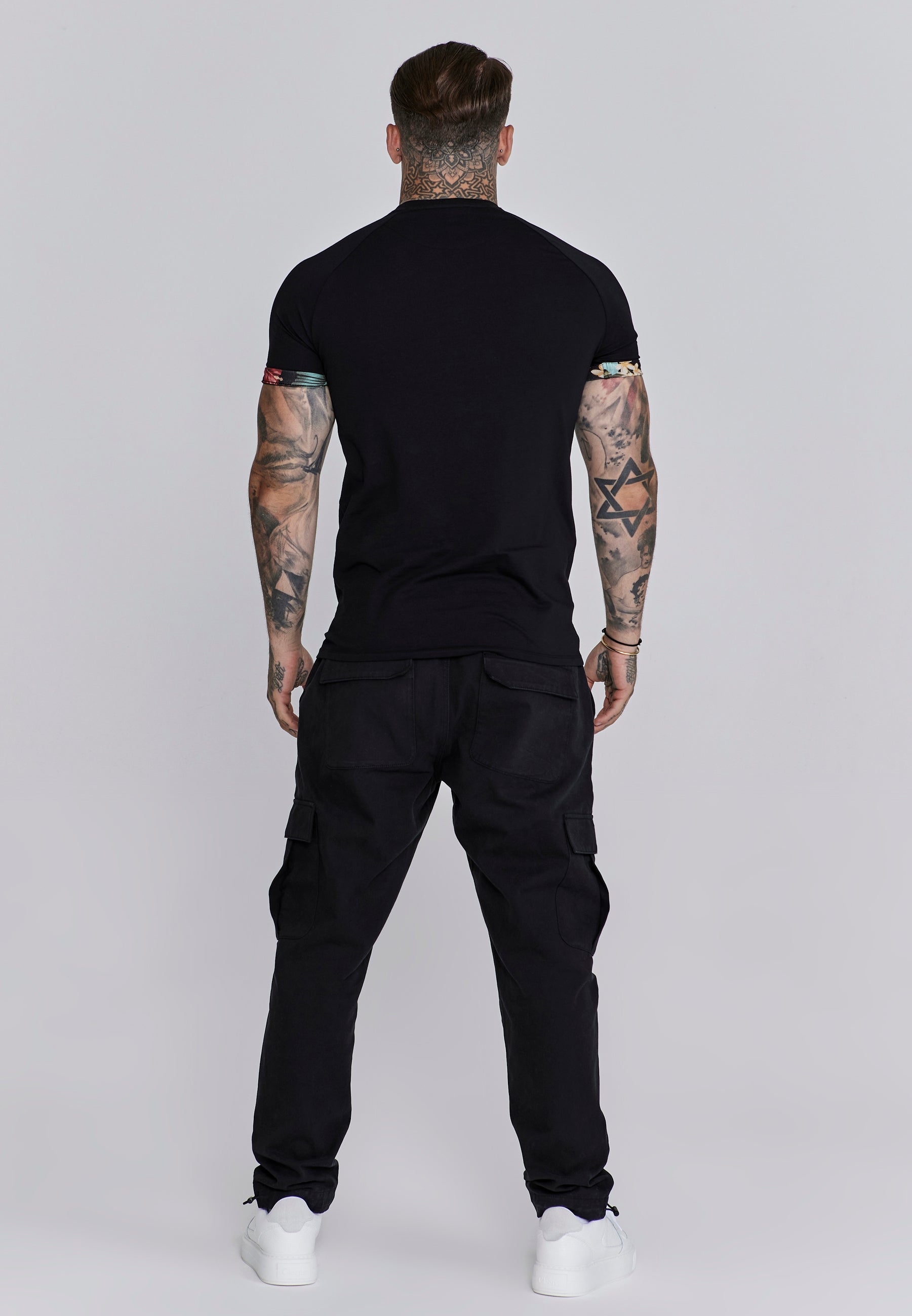 Rolls Sleeve T-Shirt in Black T-Shirts SikSilk