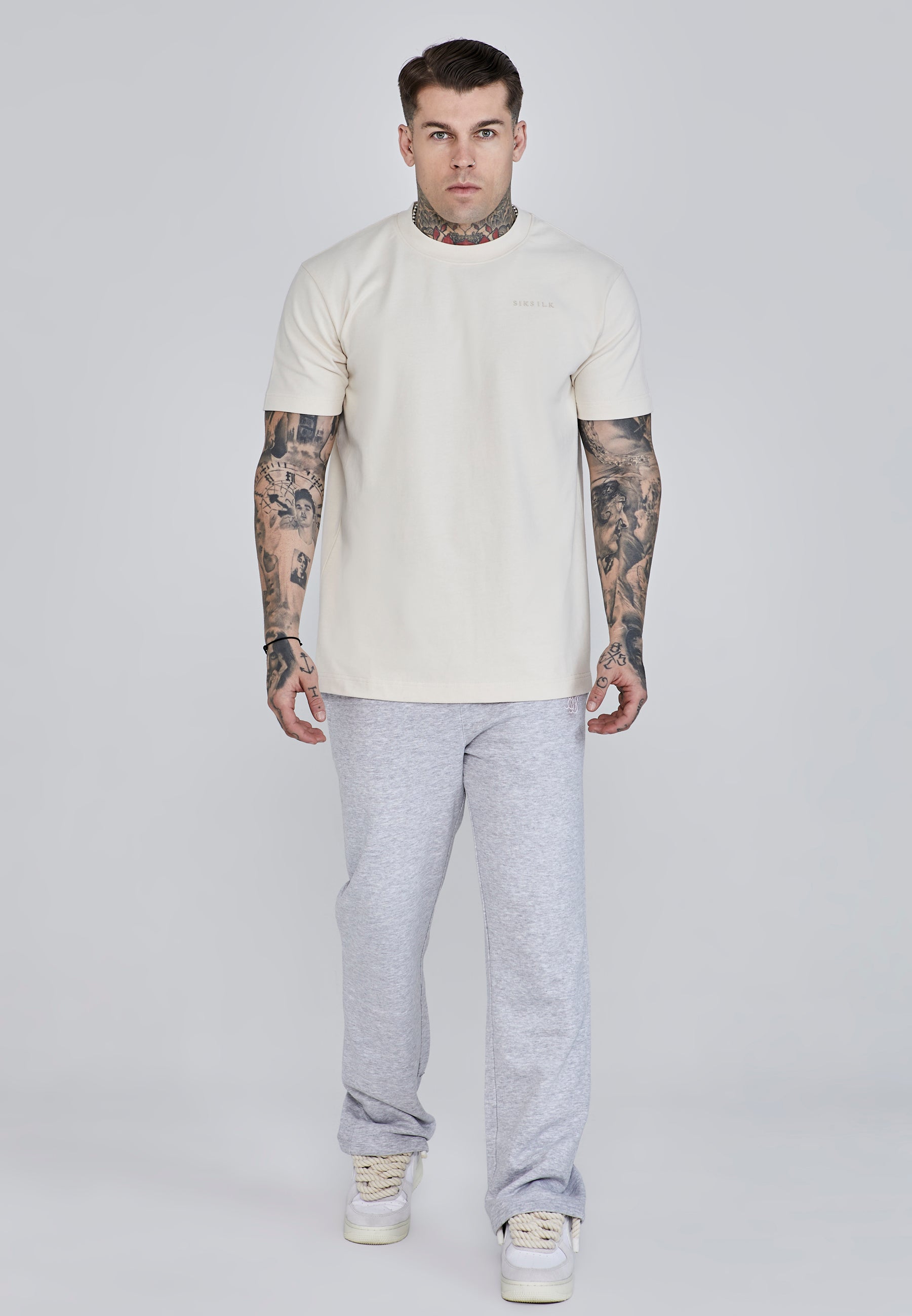 Filigree T-shirt in ecru T-shirts SikSilk