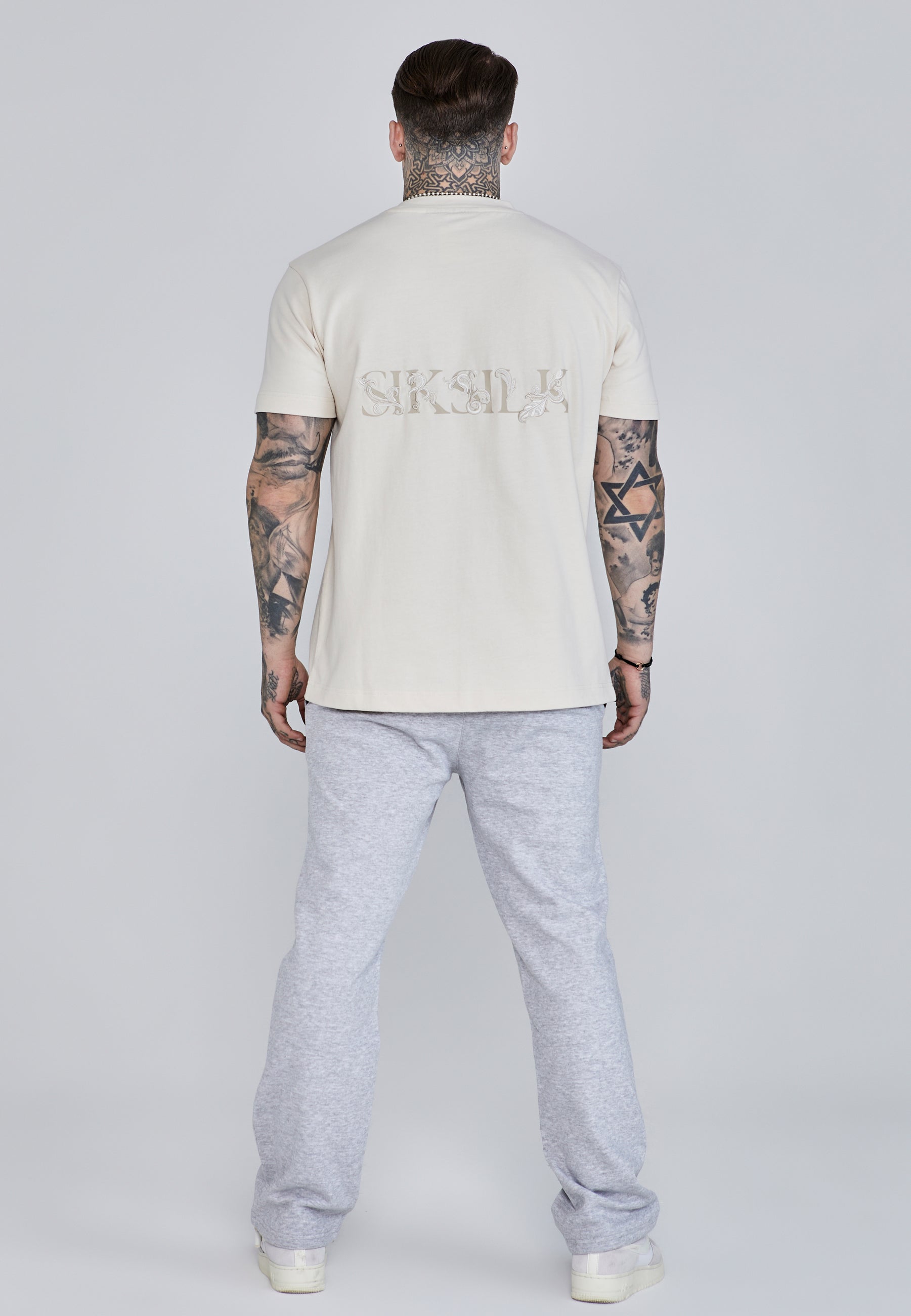 Filigree T-shirt in ecru T-shirts SikSilk
