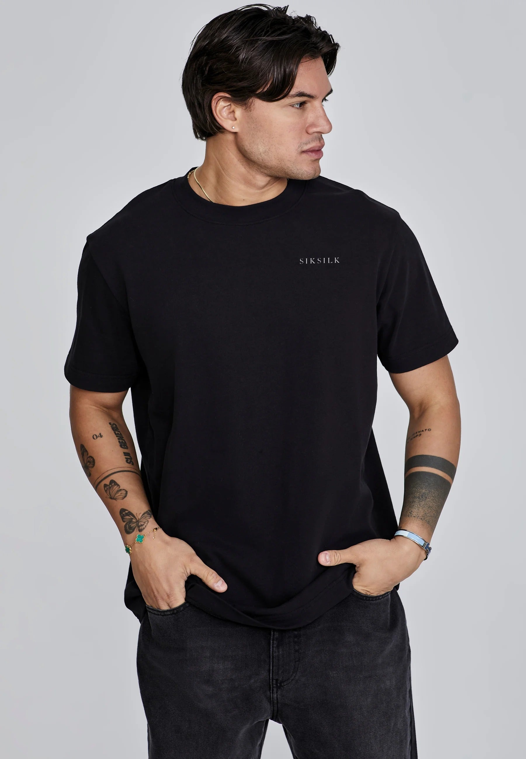 Filigree T-Shirt in Black T-Shirts SikSilk