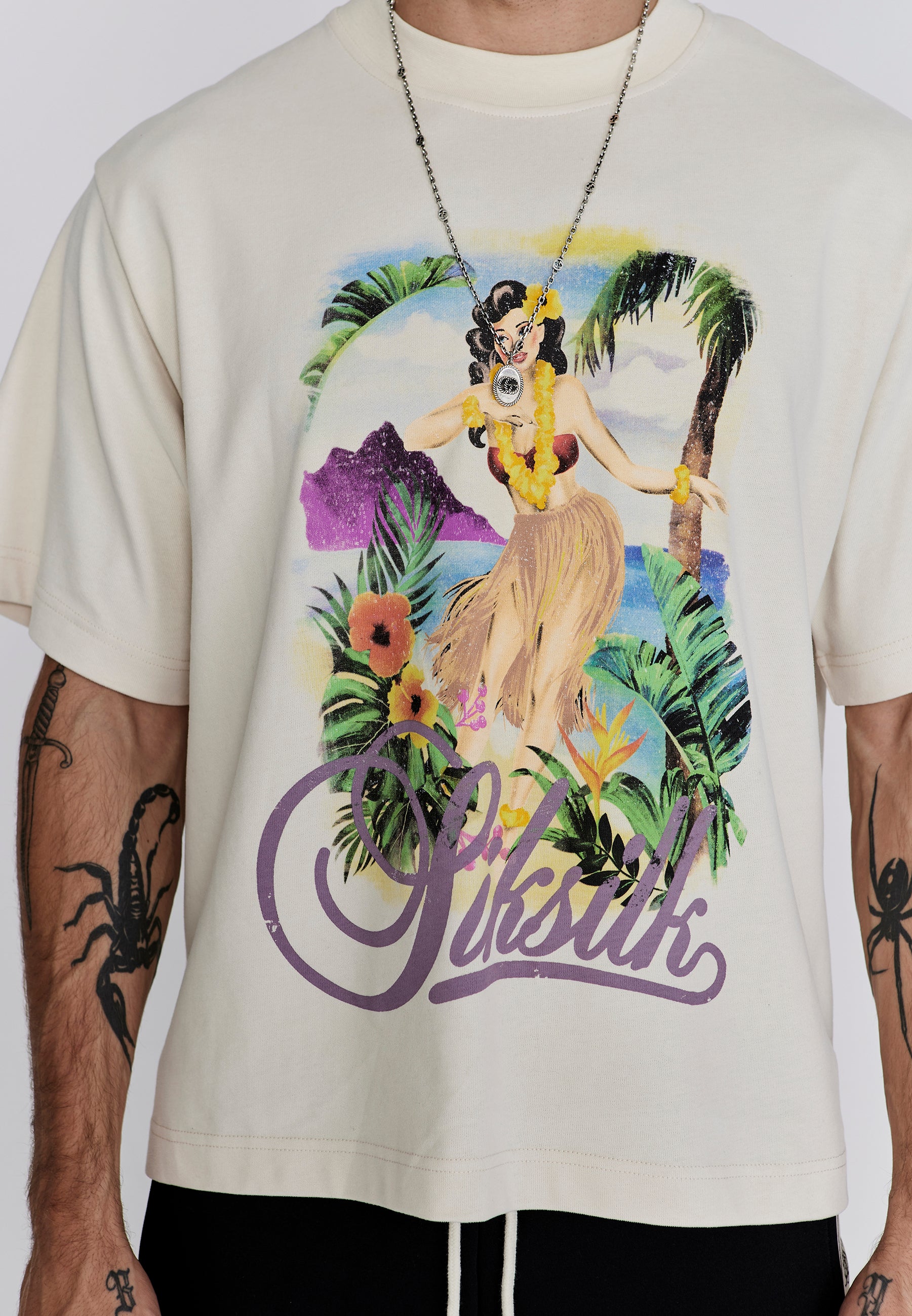 Graphic T-shirt in ecru T-shirts SikSilk