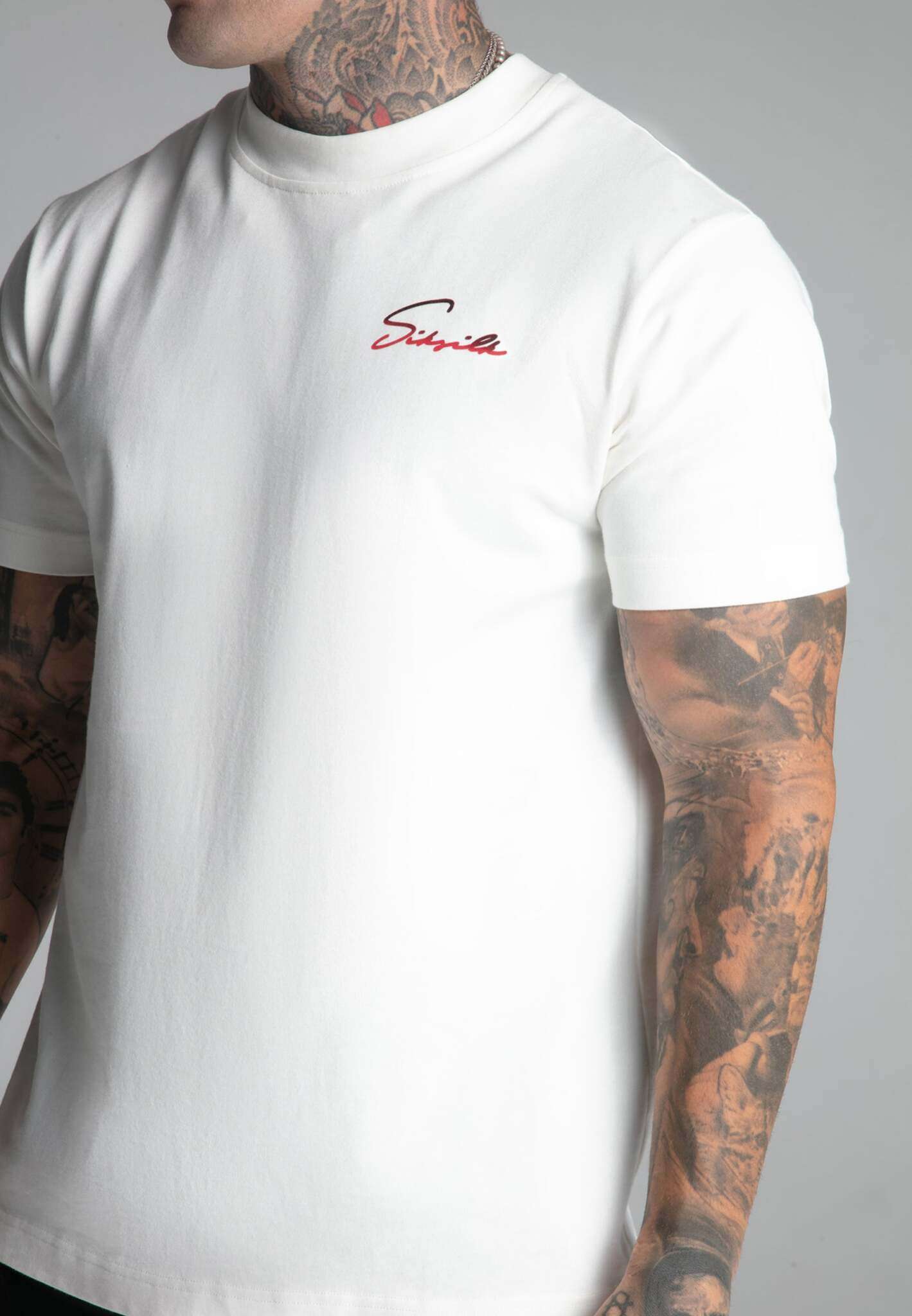 Signature T-shirt in ecru T-shirts SikSilk