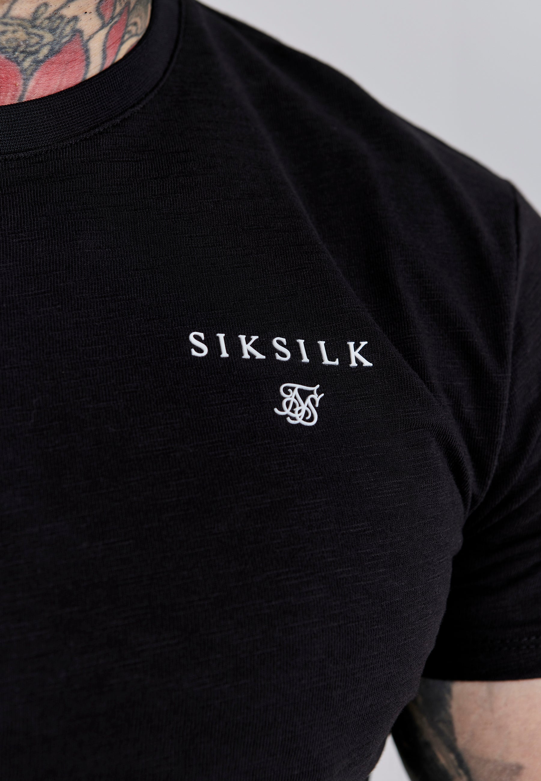 Relaxed Fit T-Shirt in Black T-Shirts SikSilk