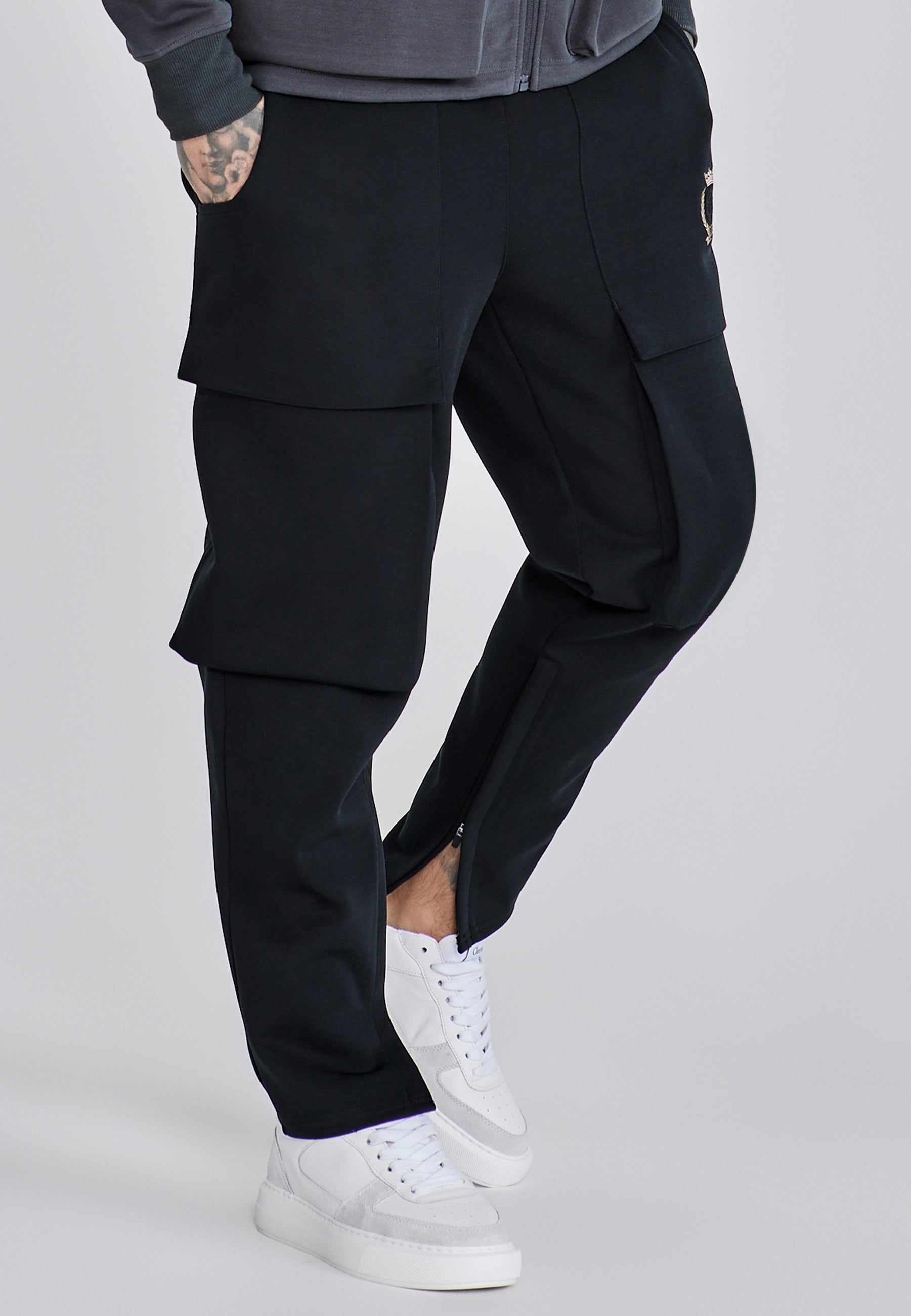 Utility Pants in Black Pants SikSilk