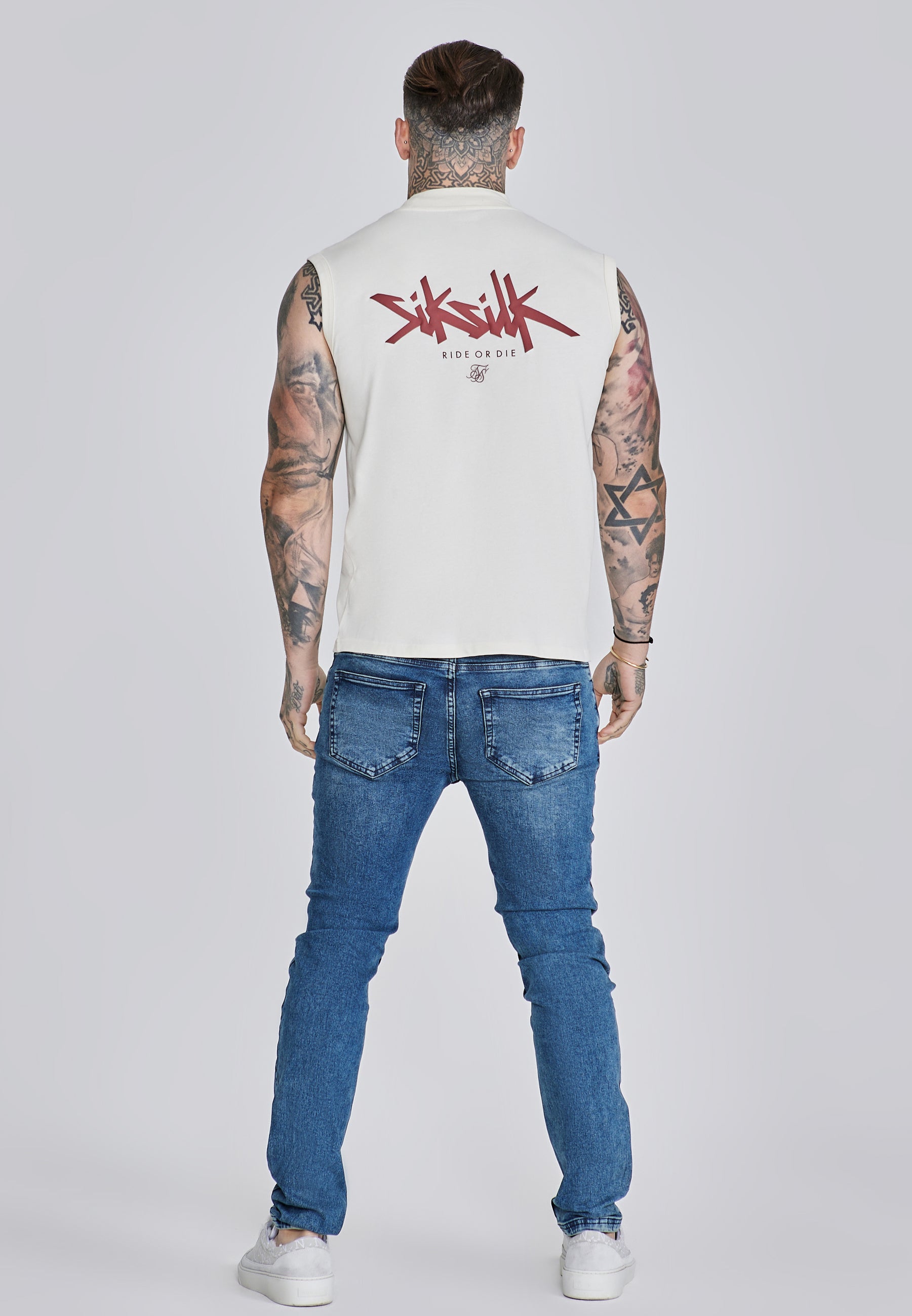 Active Vest in Ecru, Red T-Shirts SikSilk