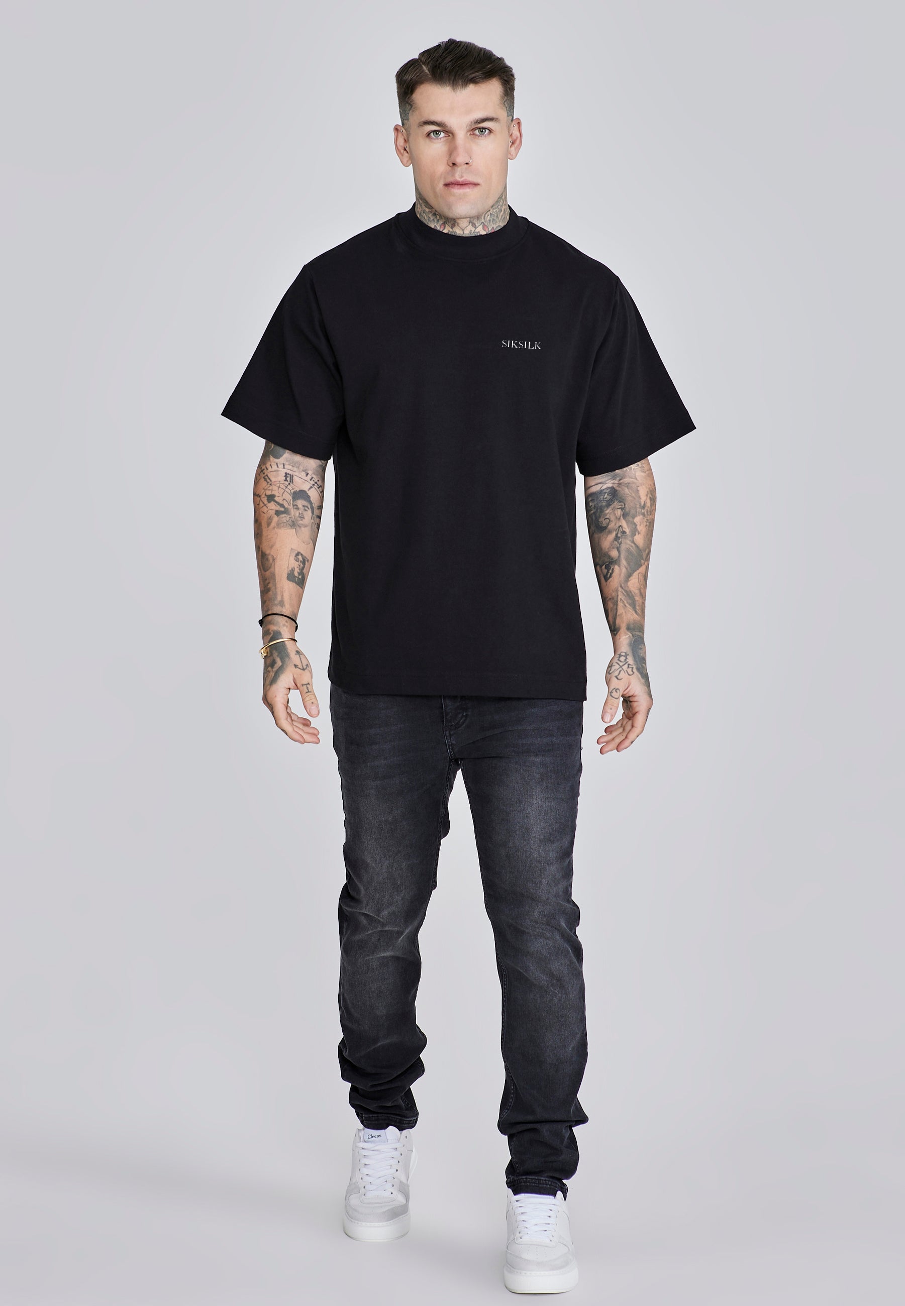 Graphic T-Shirt in Black T-Shirts SikSilk