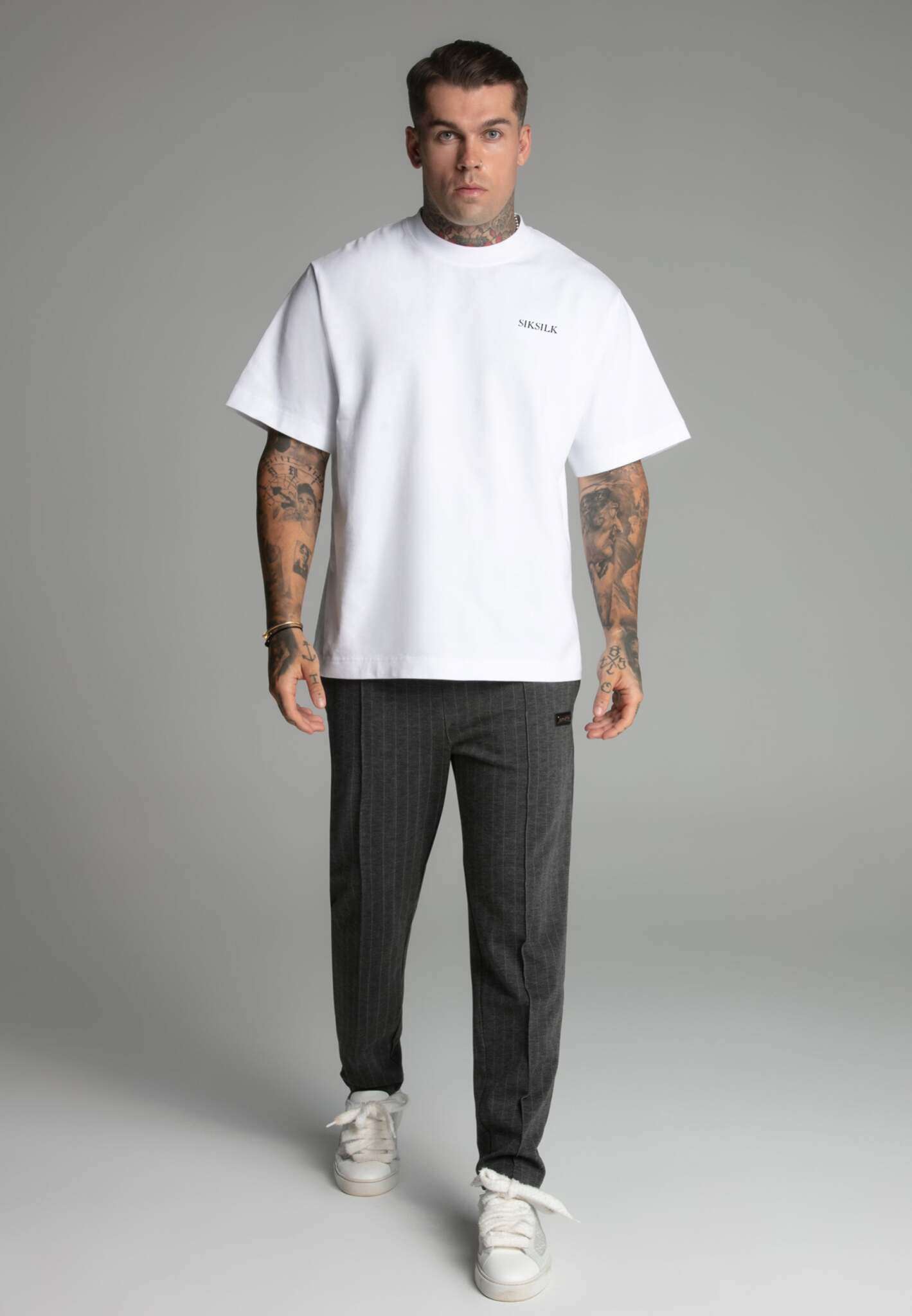 Graphic T-Shirt in White T-Shirts SikSilk