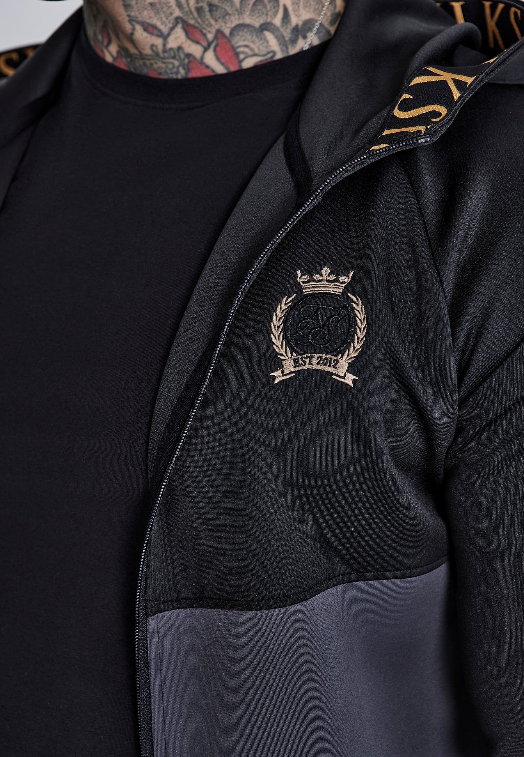 Full zip hoodie in black, gray