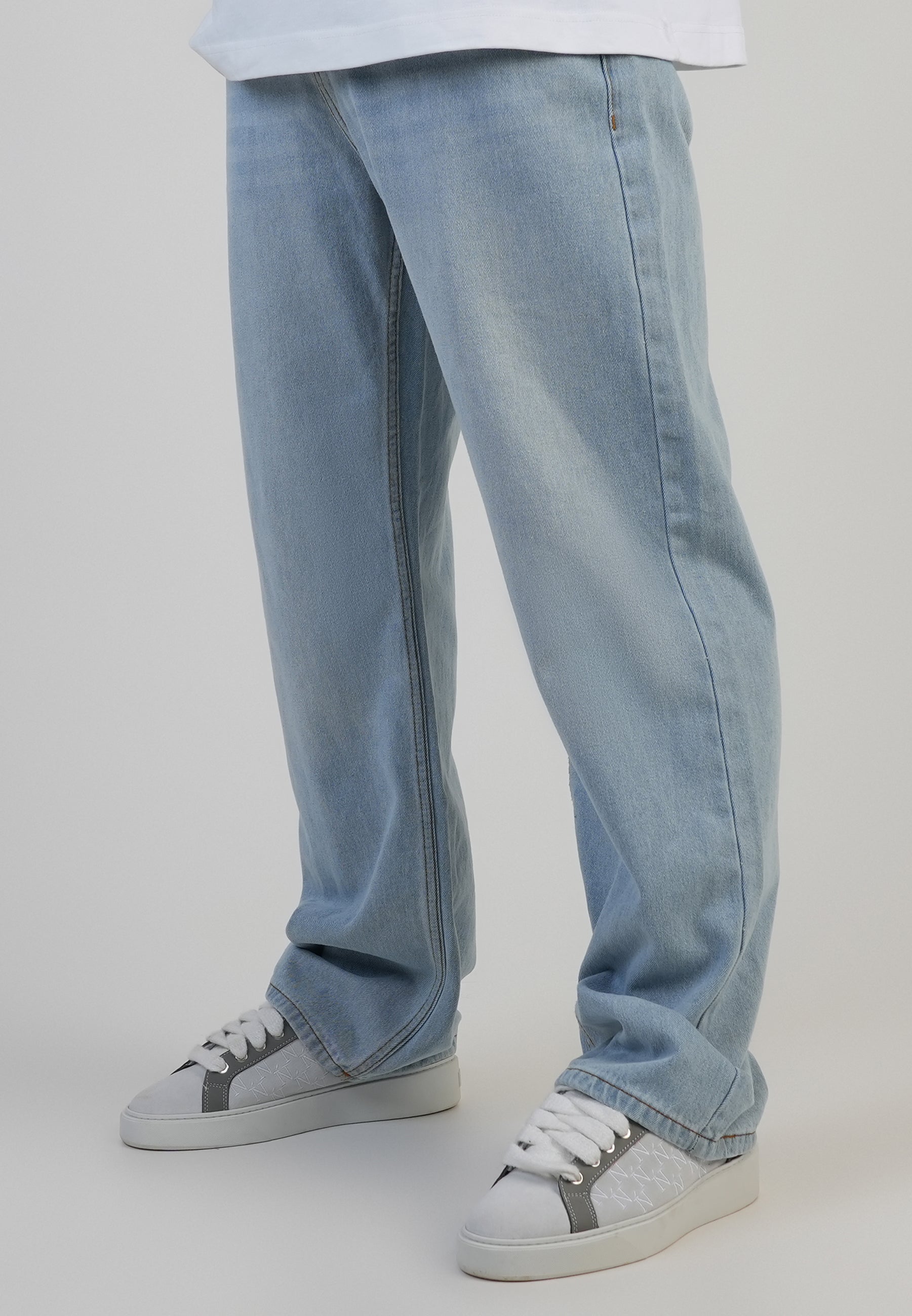 Loose Fit Jeans in Washed Light Blue Jeans SikSilk