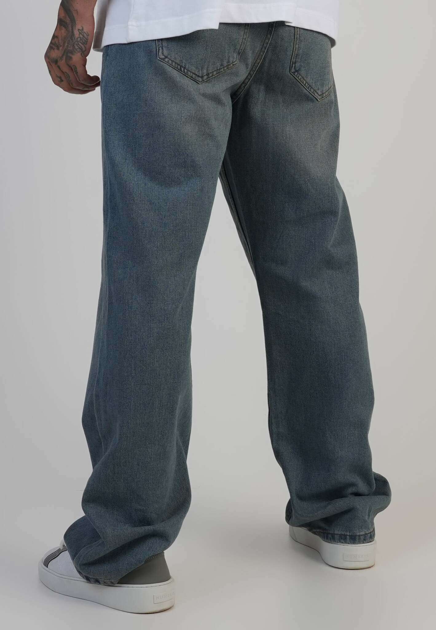 Loose Fit Jeans in Washed Vintage Blue Jeans SikSilk