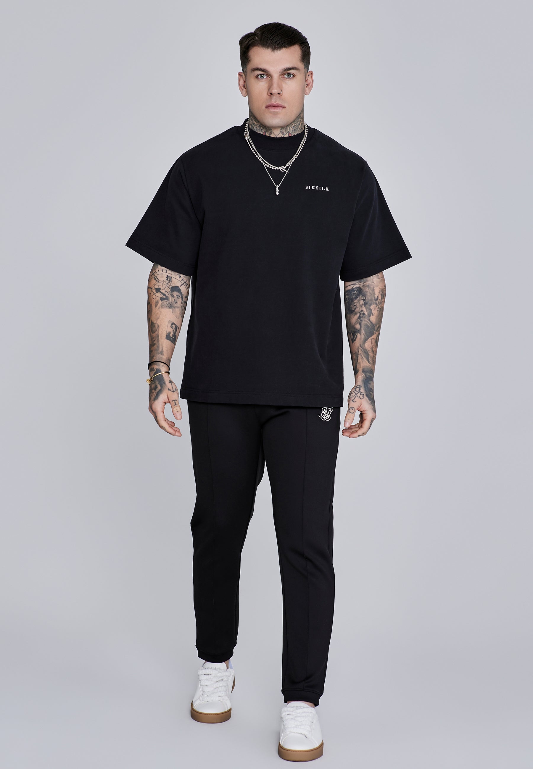 Essentials Pleated Pants in Black Pants SikSilk
