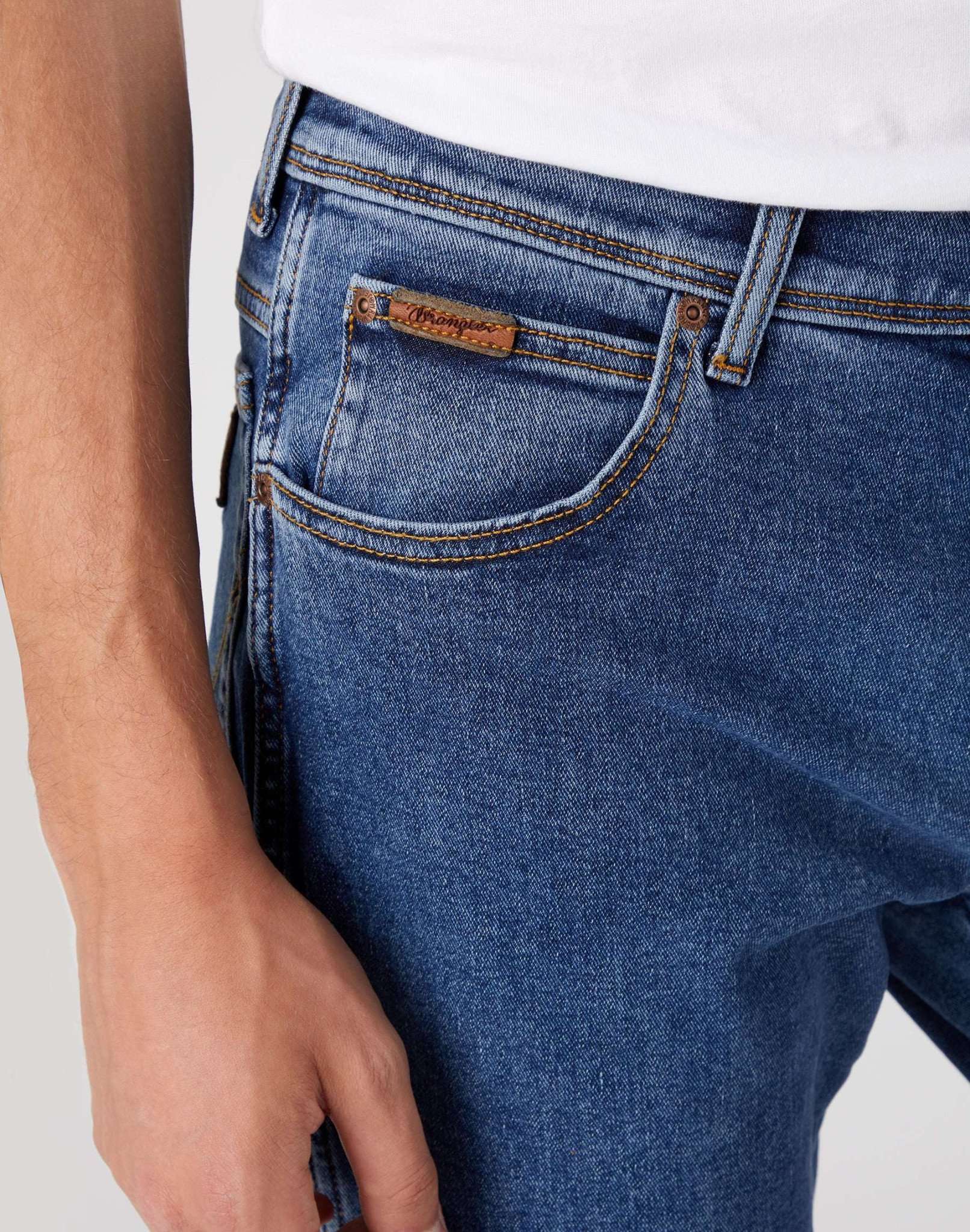 Texas Medium Stretch in Stonewash Jeans Wrangler