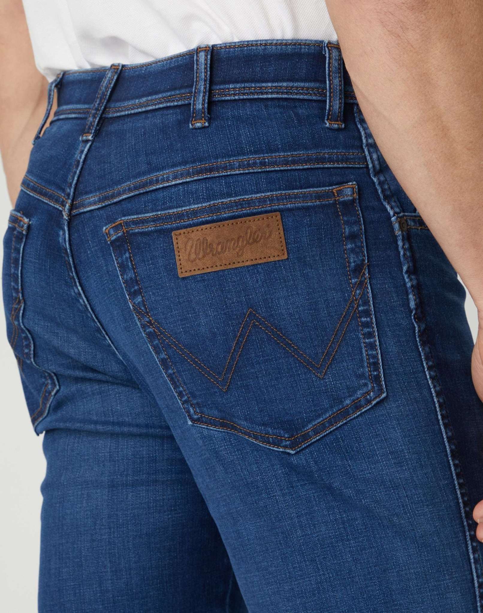 Texas Slim High Stretch in Rodeo Bull Jeans Wrangler