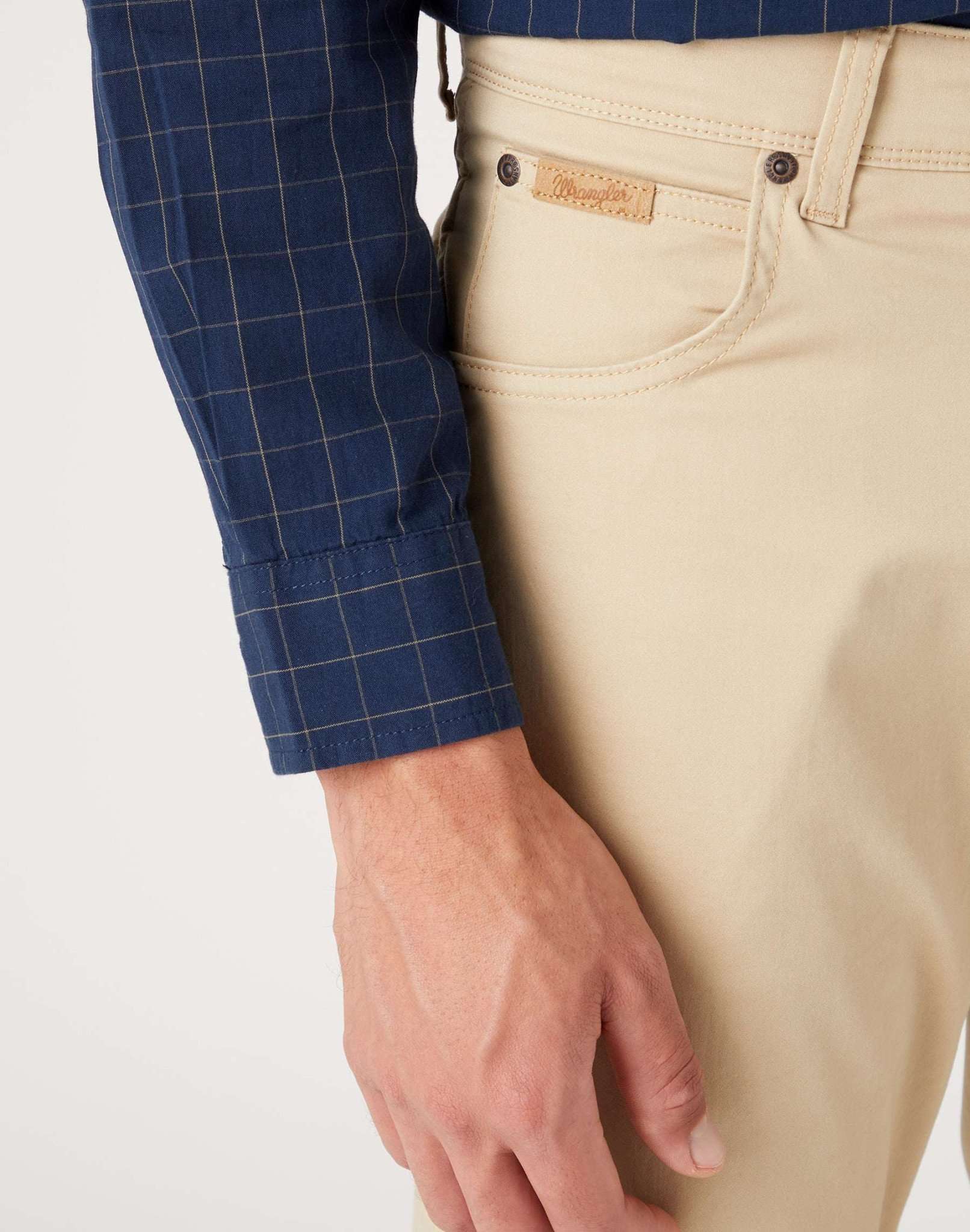 Texas Slim Medium Stretch in Safari Pants Wrangler
