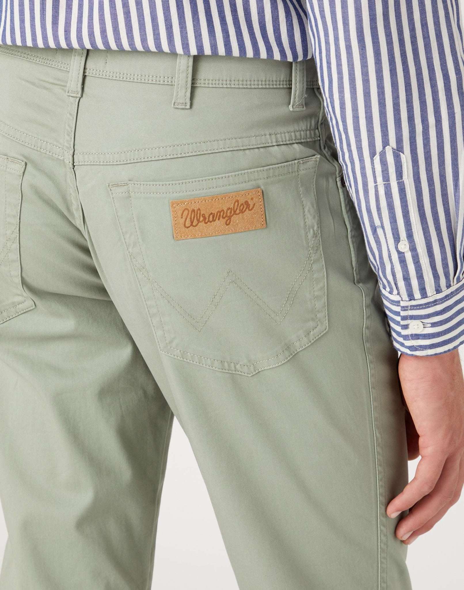 Texas Slim Medium Stretch in Sea Grass Pants Wrangler