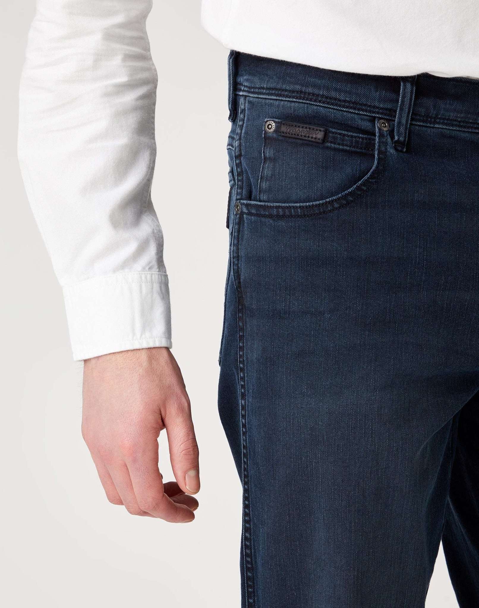 Texas Slim Medium Stretch in Bruised River Jeans Wrangler