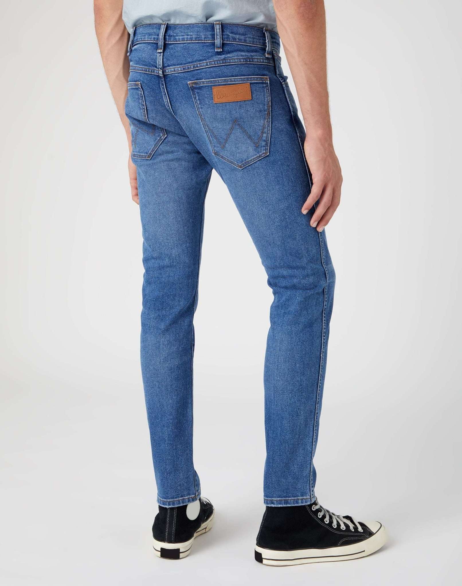 Bryson Low Stretch in Smoke Sea Jeans Wrangler