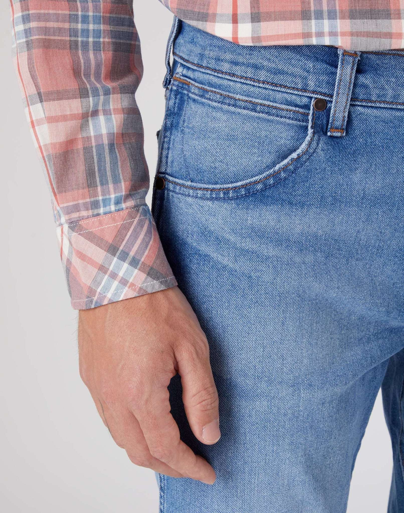 Larston Low Stretch in Cool Twist Jeans Wrangler