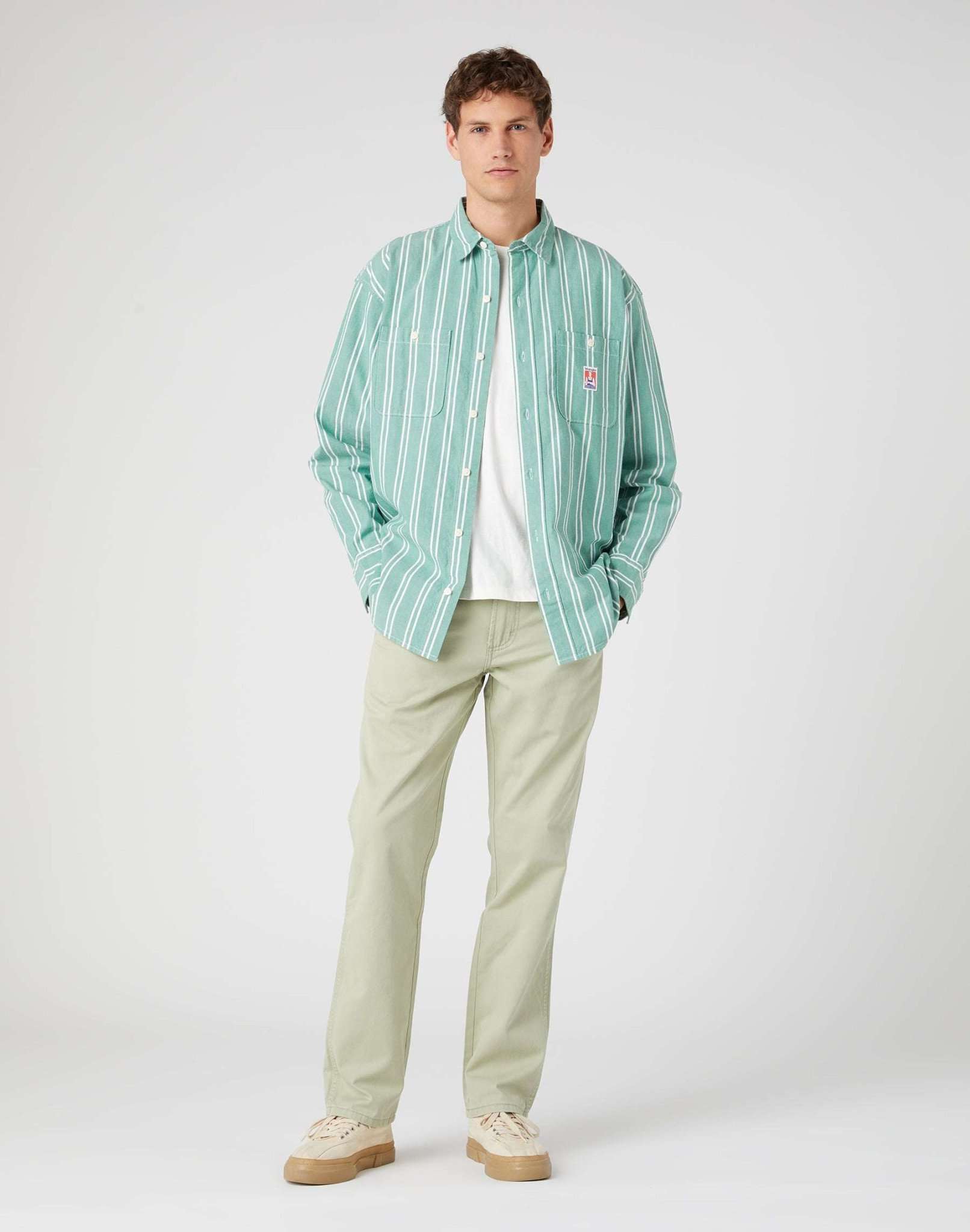Casey Jones Chino in Tea Leaf Pants Wrangler