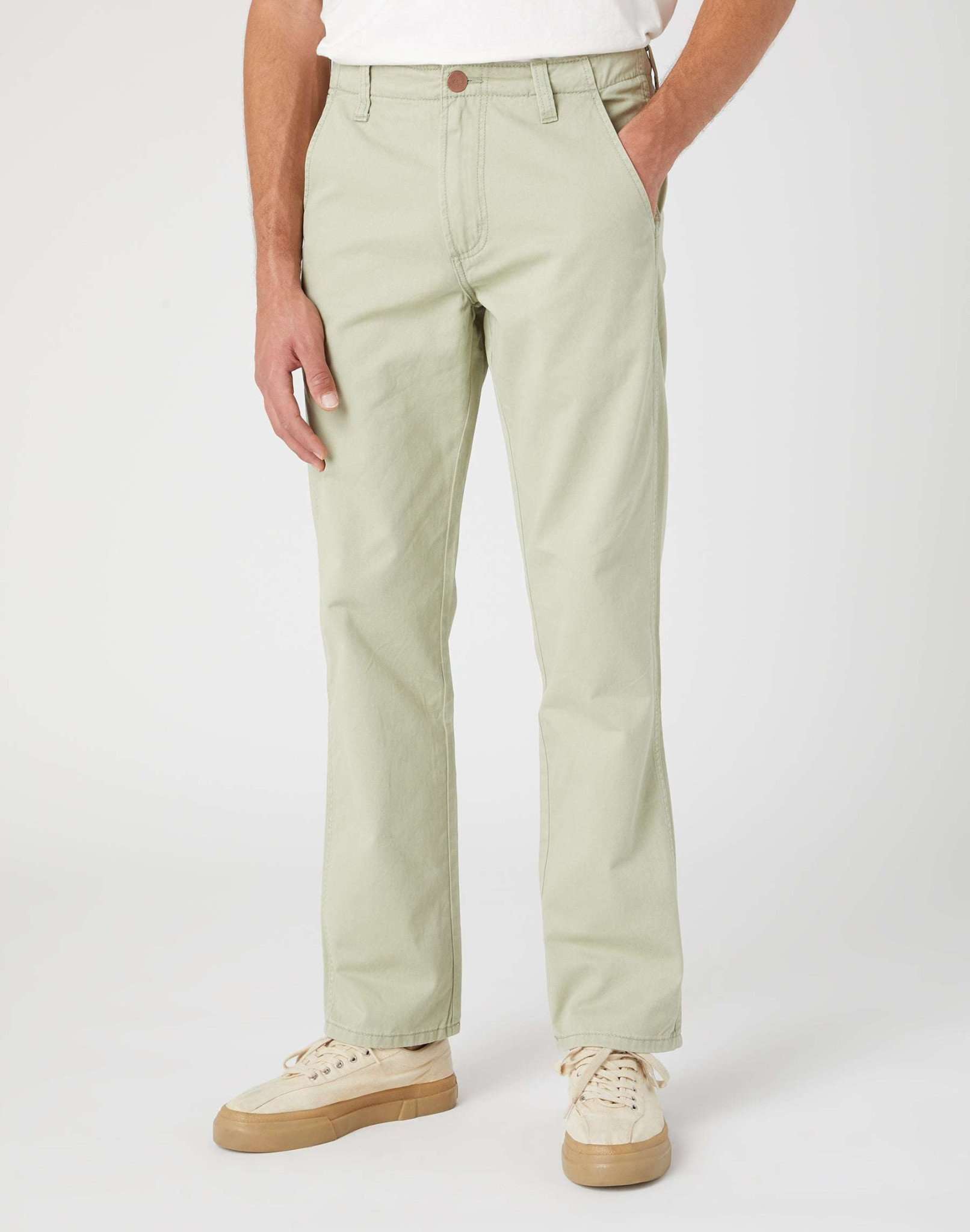 Casey Jones Chino in Tea Leaf Pants Wrangler