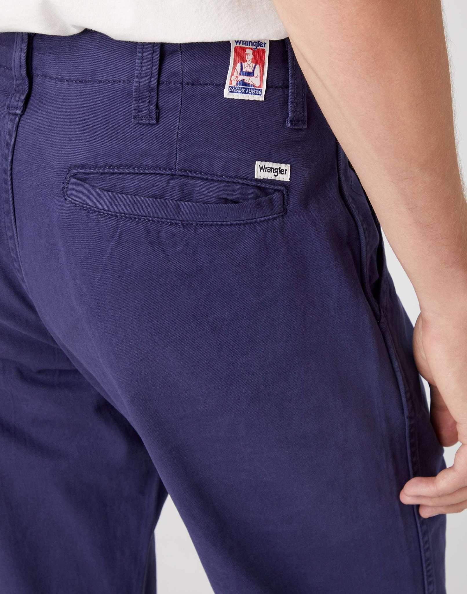 Casey Jones Chino in Eclipse Pants Wrangler