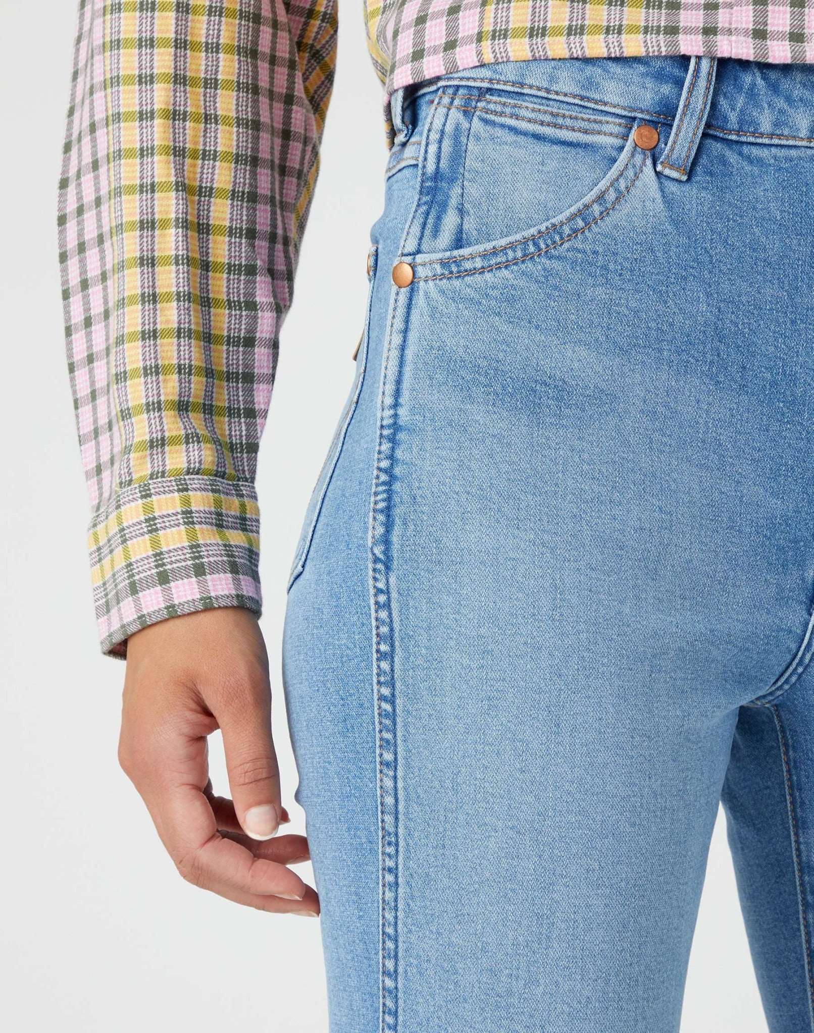 Walker in No Intentions Jeans Wrangler