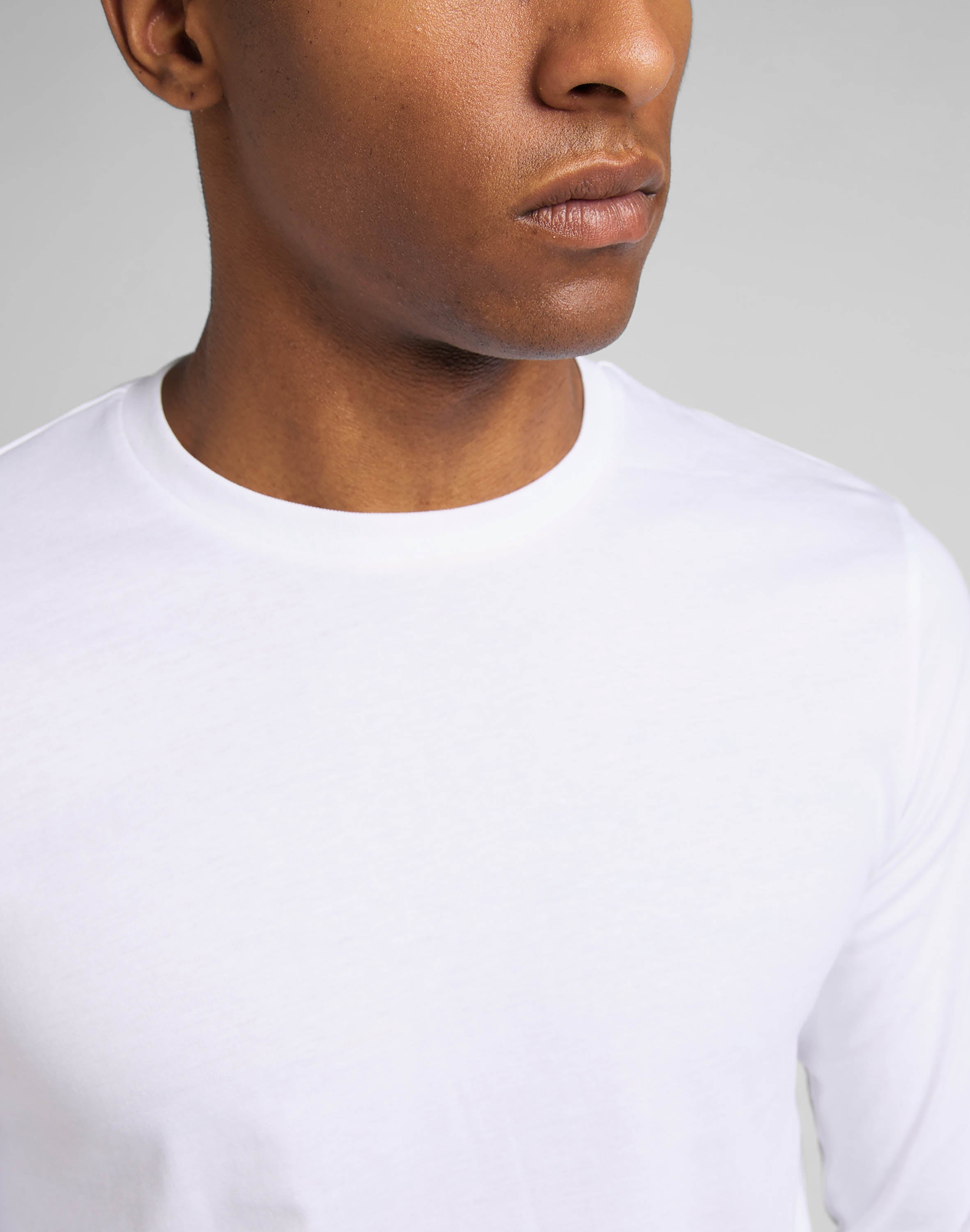 Twin Pack Crew Long Sleeve in Black/White Shirts Lee