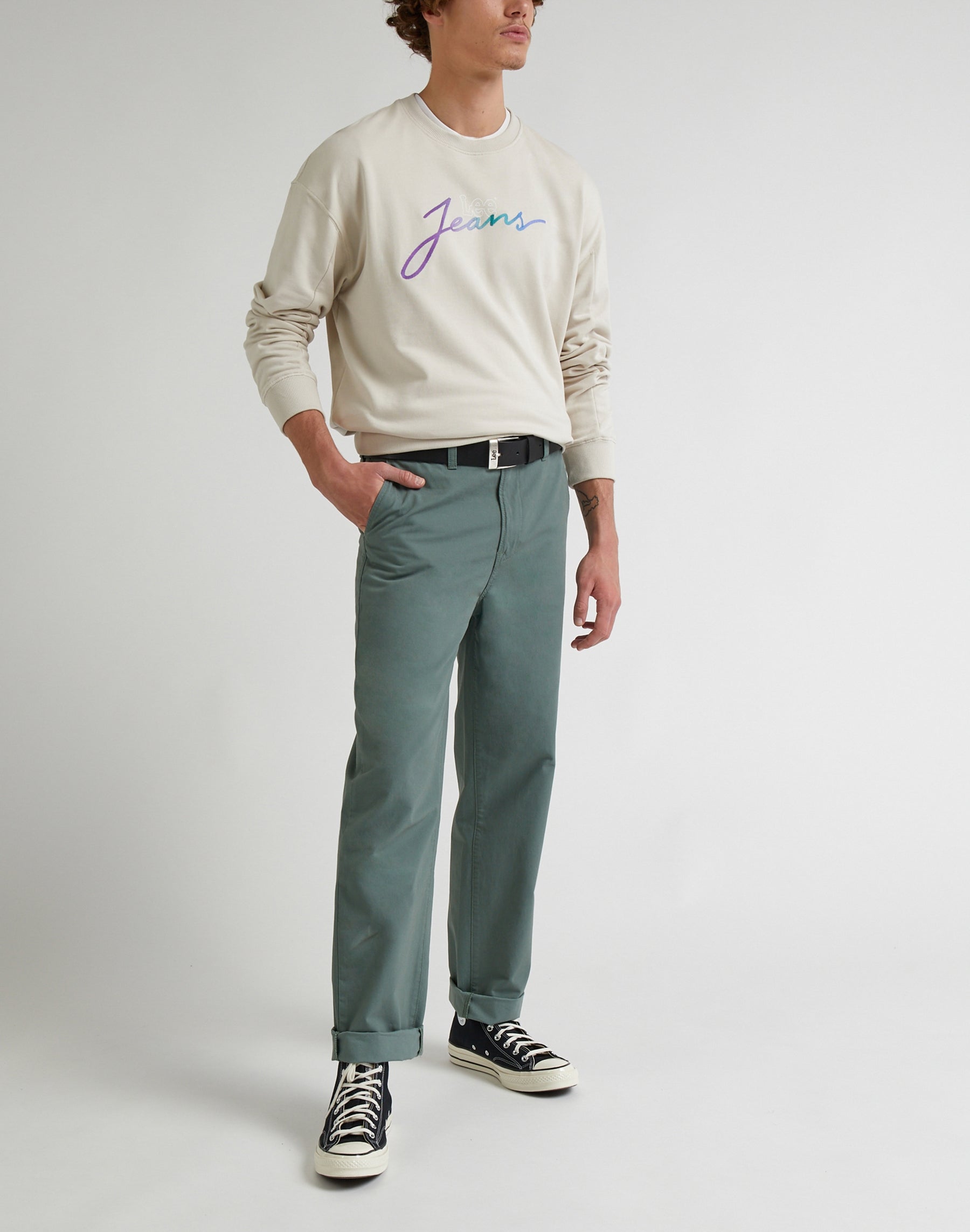 Relaxed Chino in Fort Green Pants Lee
