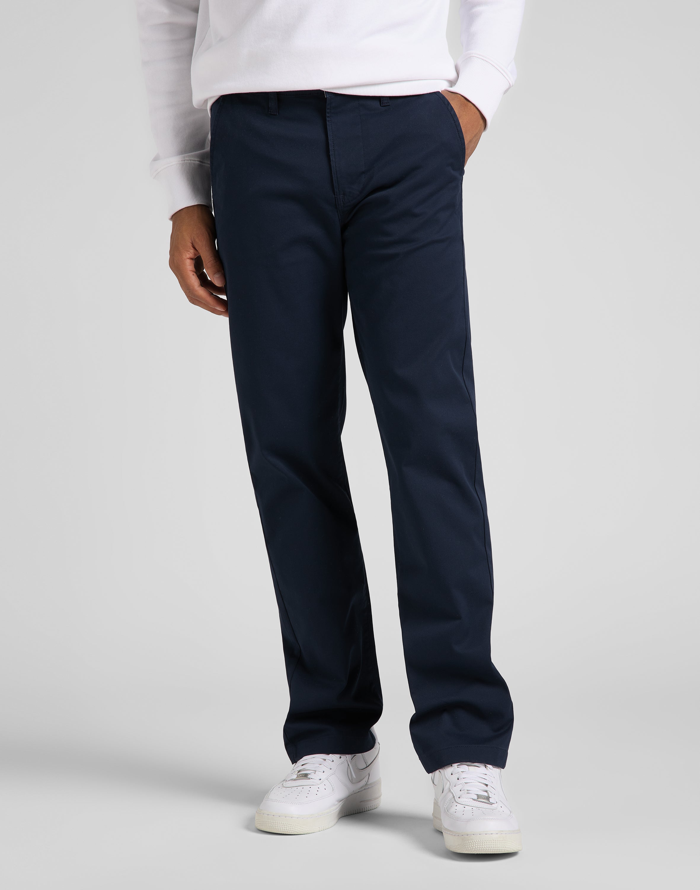 Regular chino in deep navy pants Lee