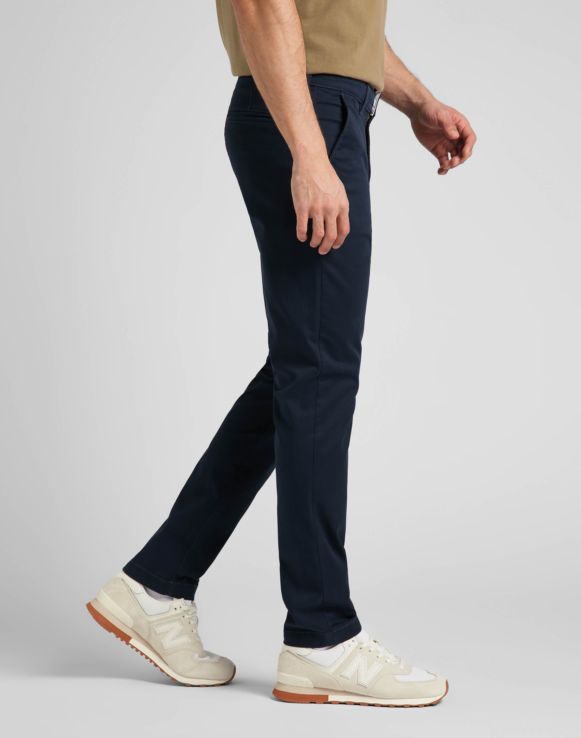 Slim chino in deep navy pants Lee