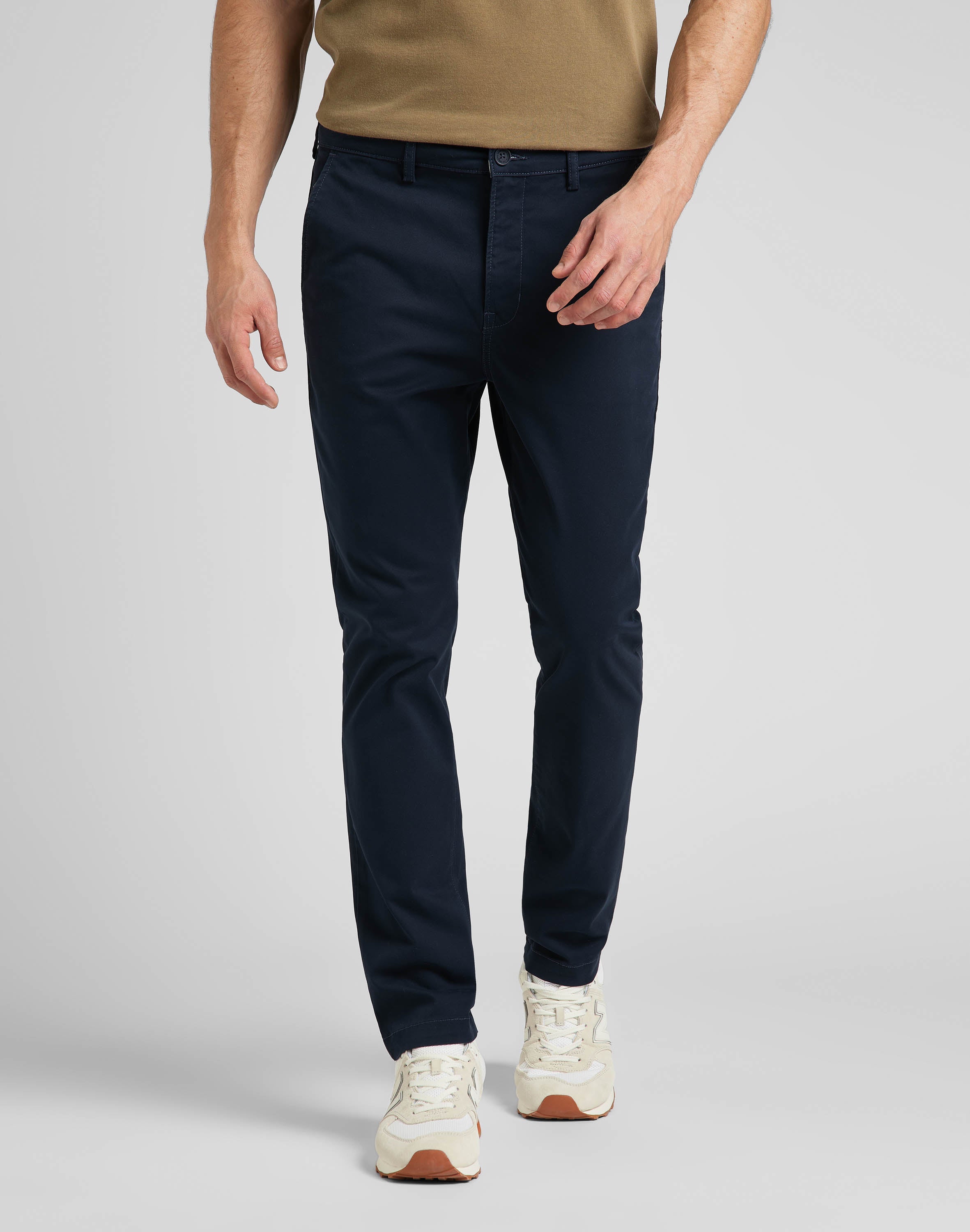 Slim chino in deep navy pants Lee