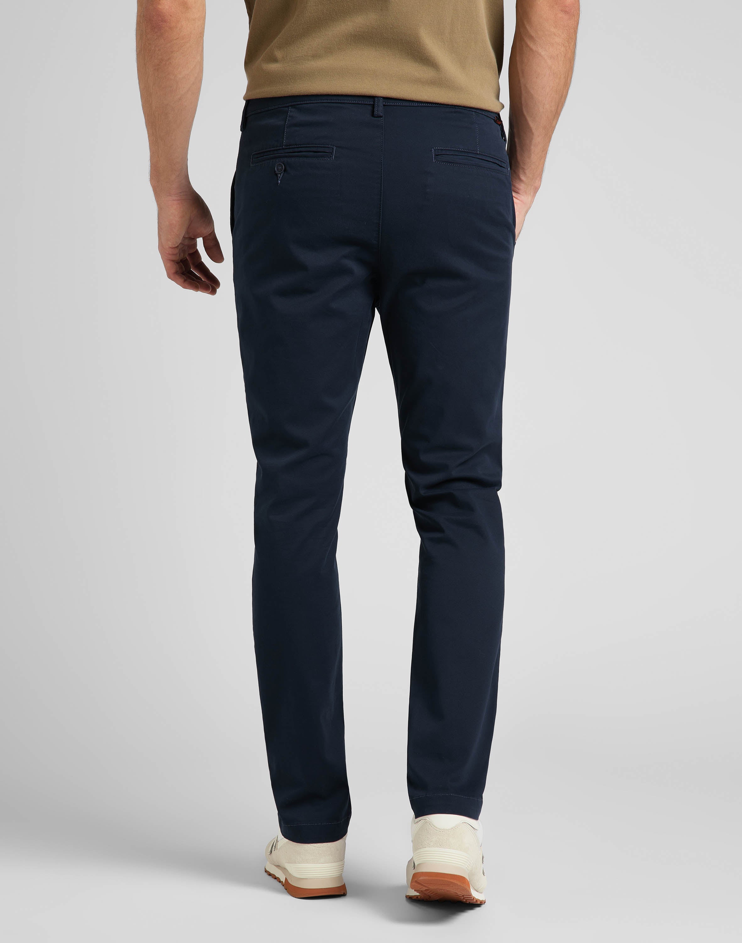 Slim chino in deep navy pants Lee