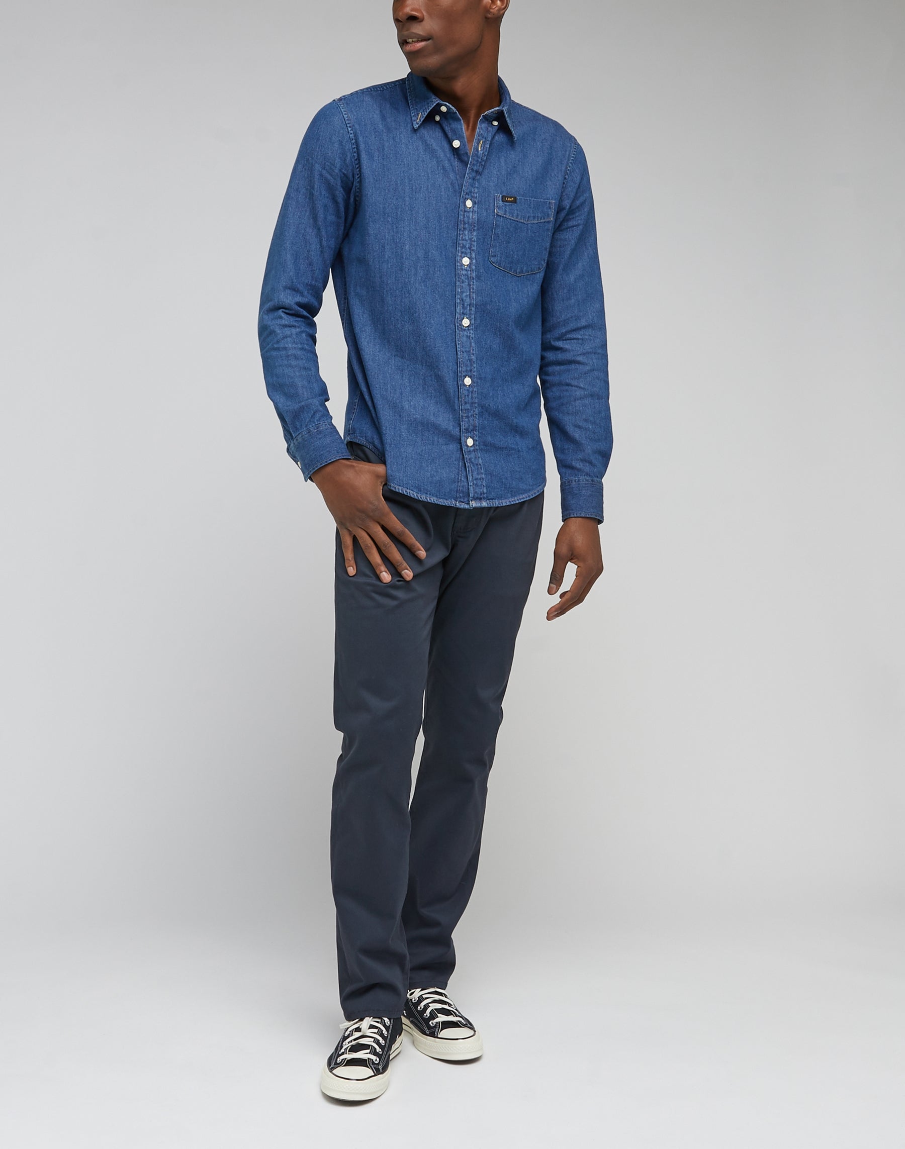 Straight Fit Mvp in Navy Pants Lee