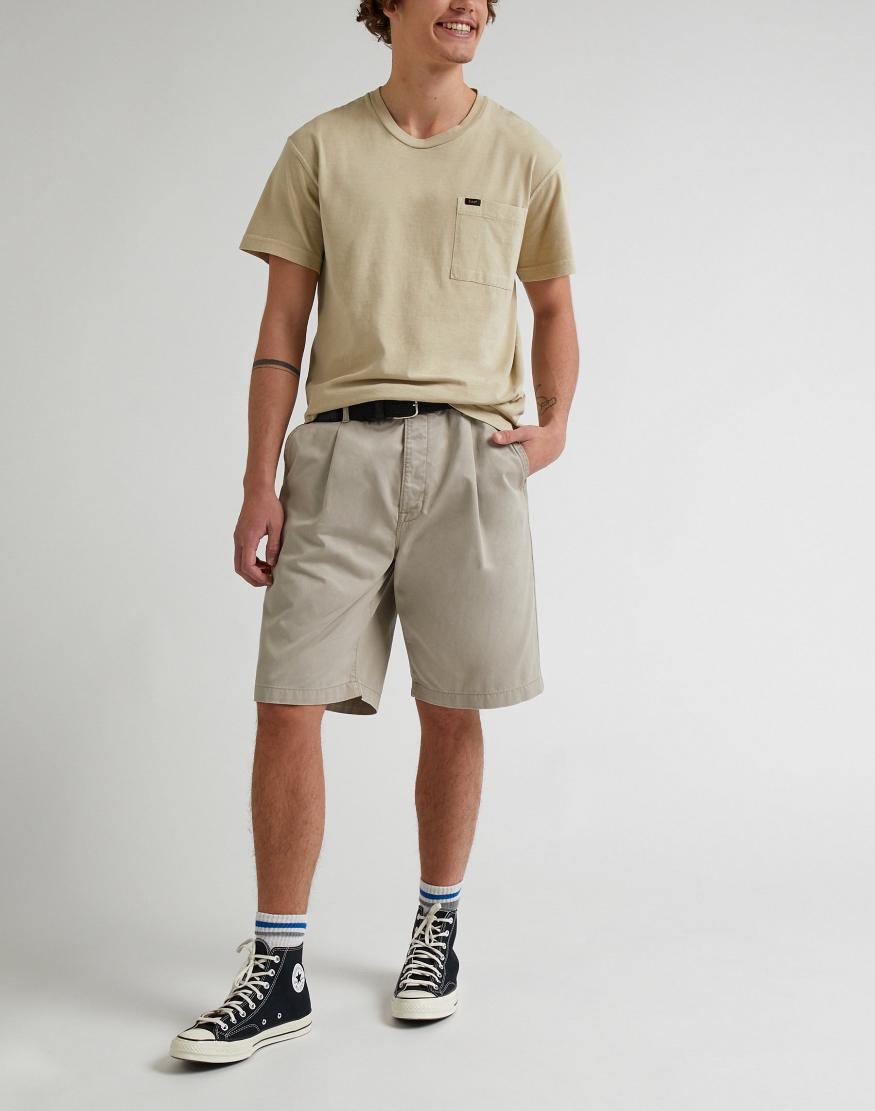 Pleated Chino Short in Stone Shorts Lee