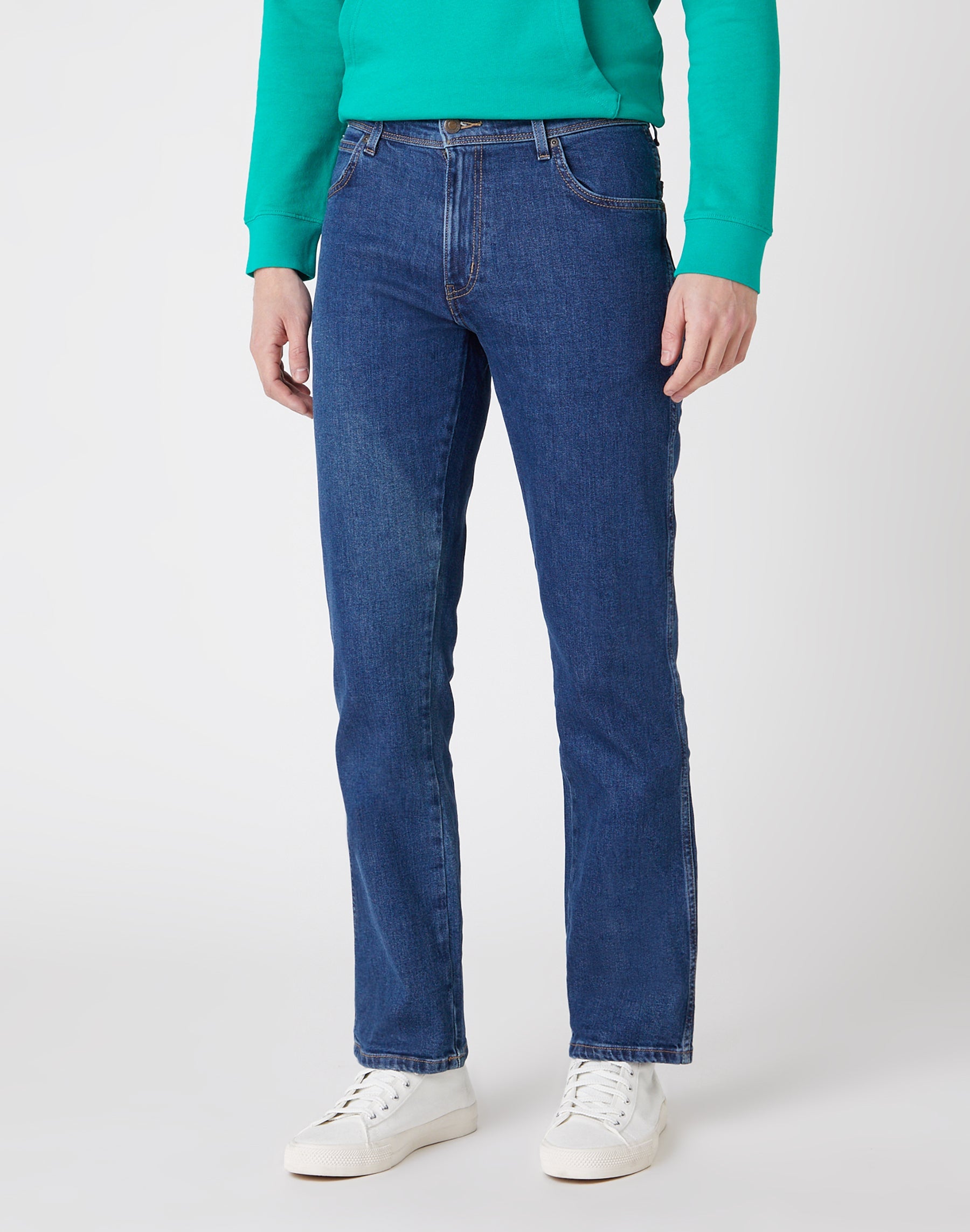 Regular Fit Low Stretch in Darkstone Jeans Wrangler