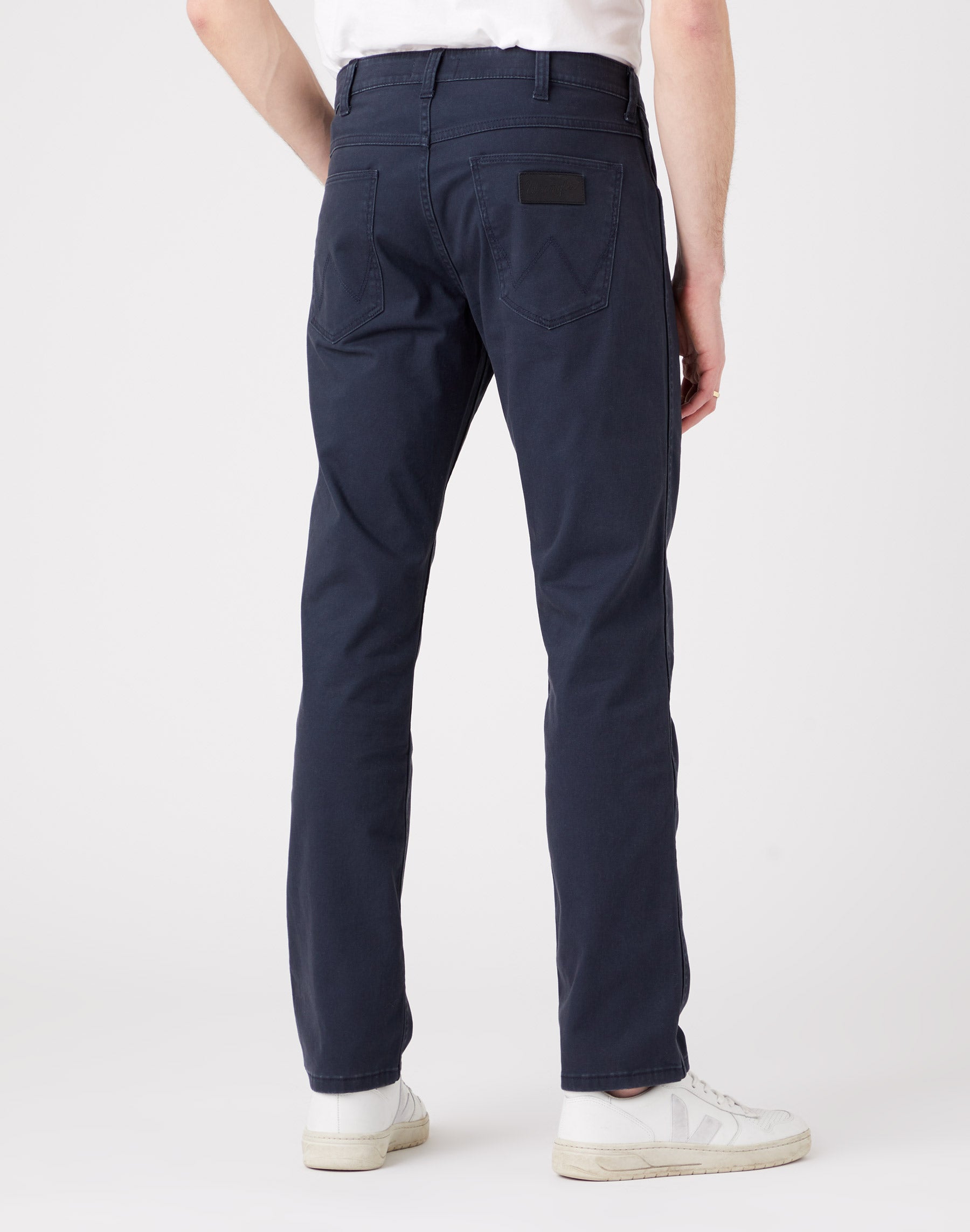 Greensboro Low Stretch in Dark Navy Pants Wrangler