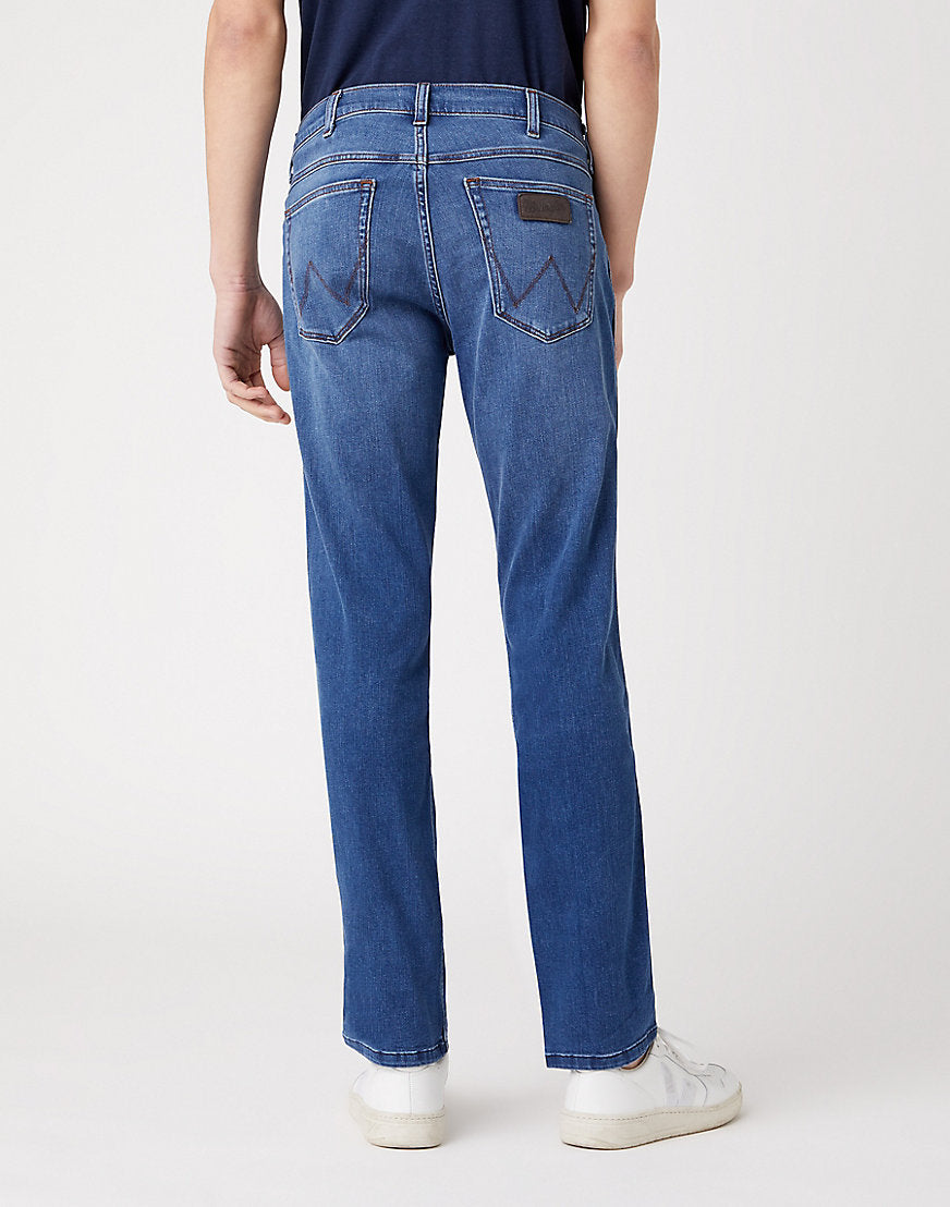 Greensboro Medium Stretch in Bright Stroke Jeans Wrangler