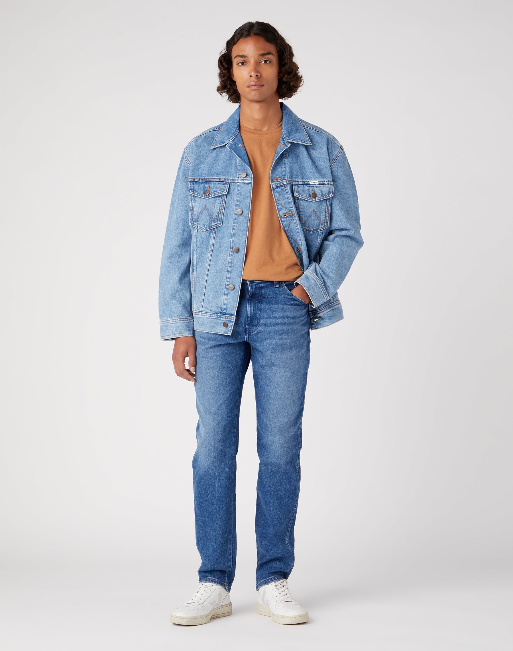 River in Smoke Sea Jeans Wrangler