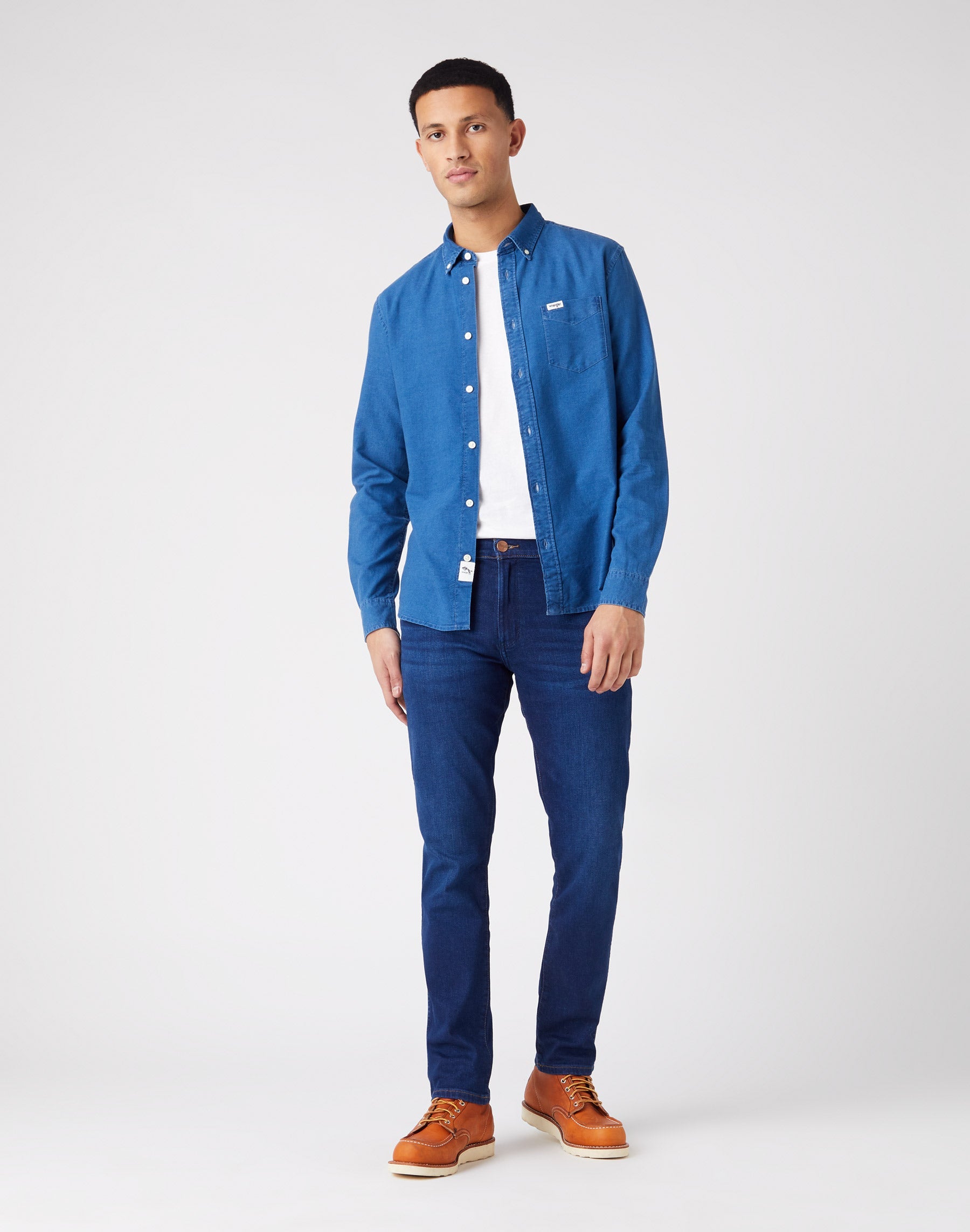 Larston Medium Stretch in The Bullseye Jeans Wrangler
