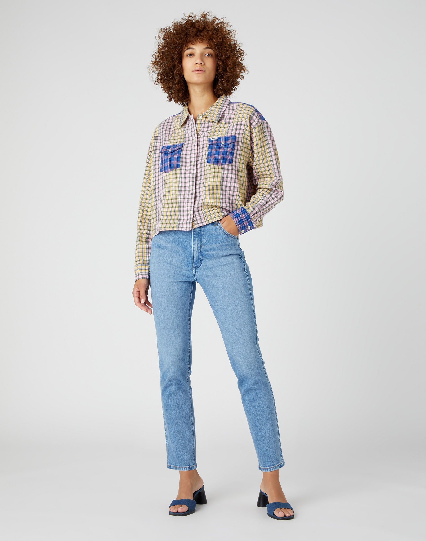 Walker in No Intentions Jeans Wrangler