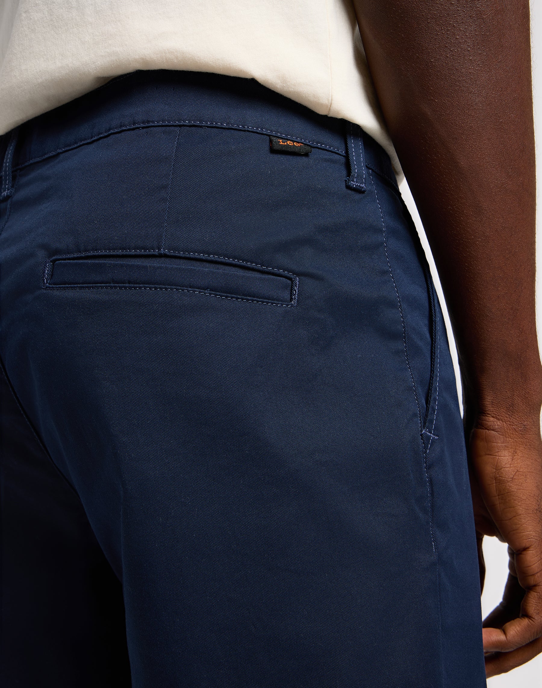 Regular chino shorts in deep navy Shorts Lee   