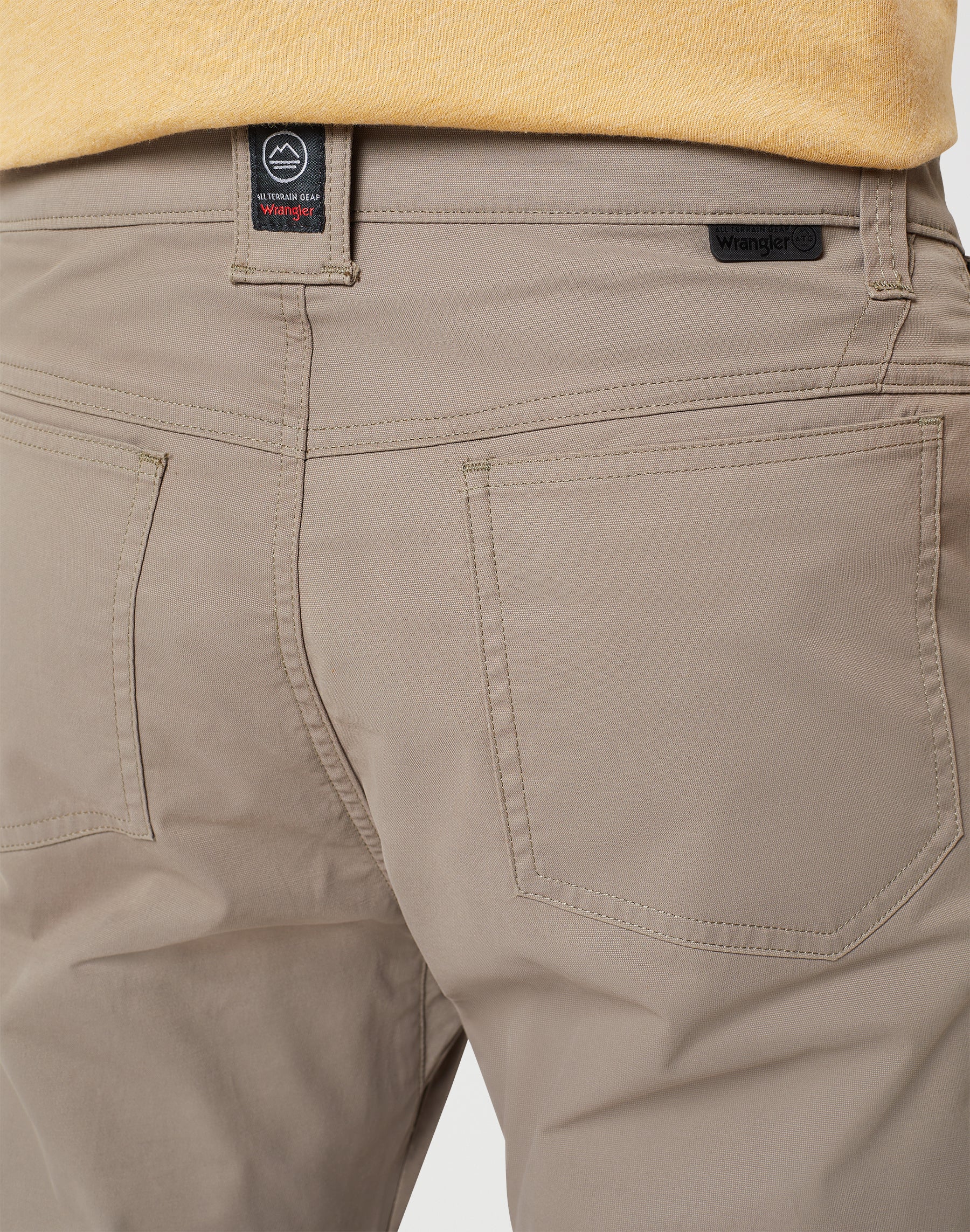 Sustainable Utility Pant in Bungee Cord Pants Wrangler   