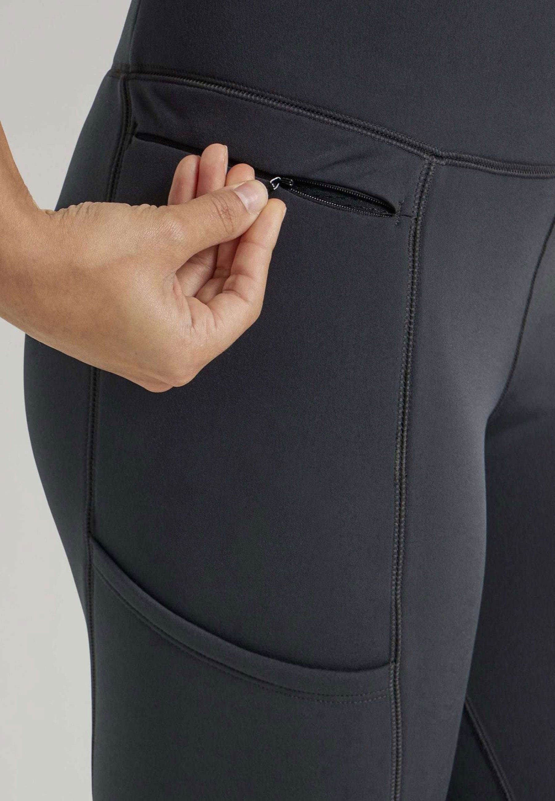 Brushed Back Legging in Jet Black Pants Wrangler   